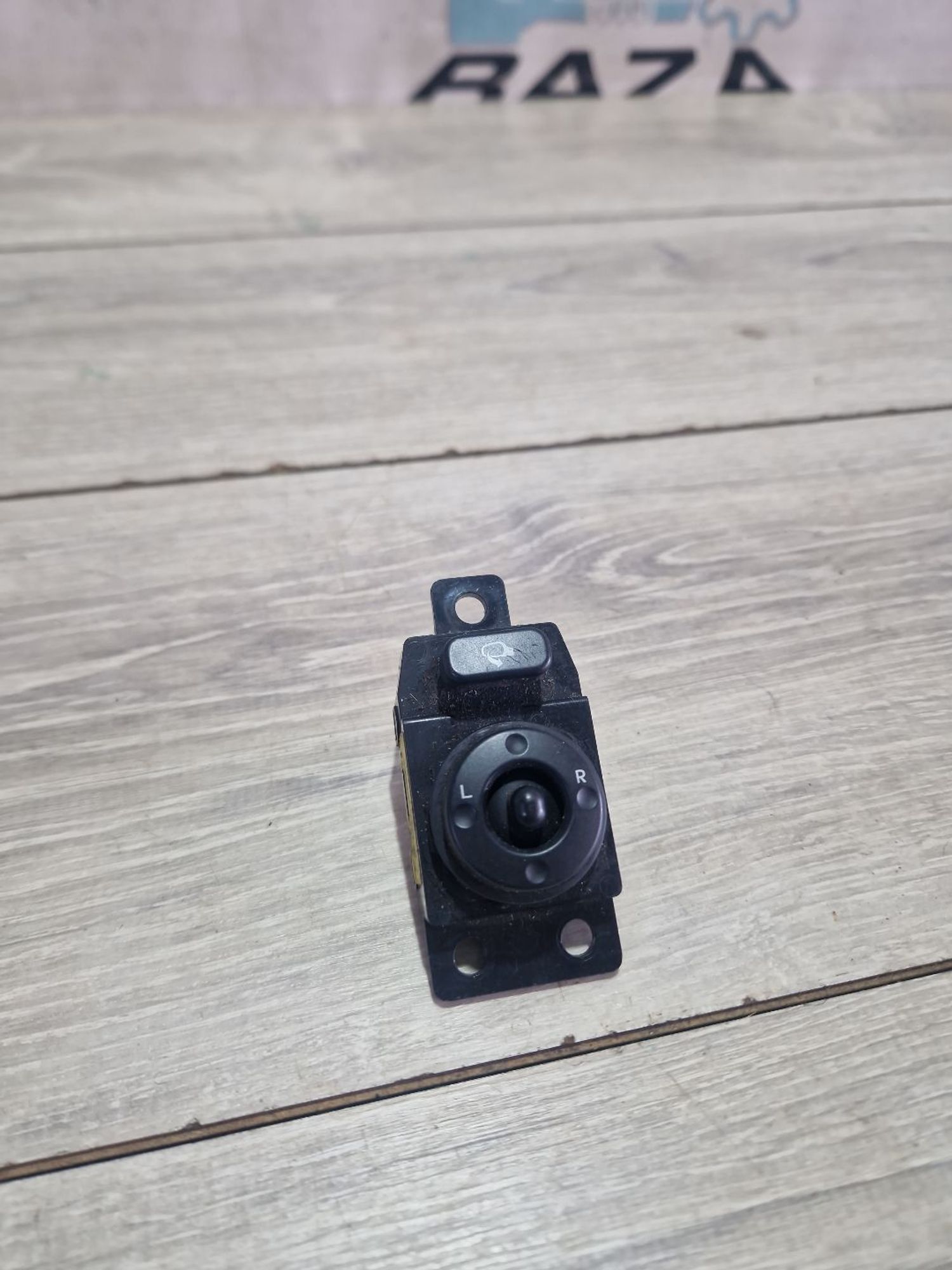 https://ycs.partsauto.market/partsauto-images/thmbs/userImages/0d5a73f363ec19ea8b7d8d6483ce4211/part/affbb0da-d345-4ebe-b633-7cfb353db069_1787664134481.jpg