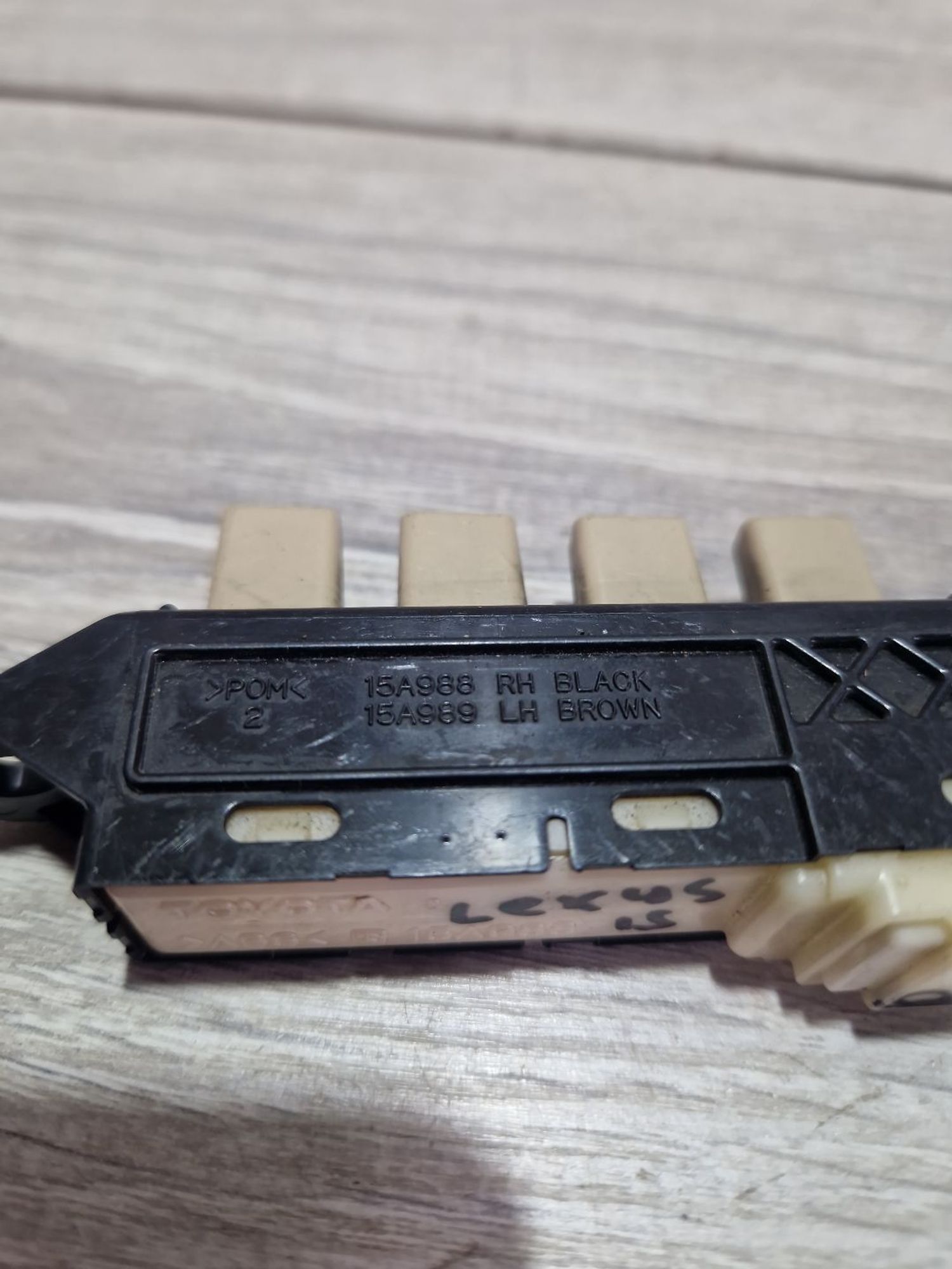 https://ycs.partsauto.market/partsauto-images/thmbs/userImages/0d5a73f363ec19ea8b7d8d6483ce4211/part/b42c5e50-8f91-4749-832d-a3ca1a70edfe_1787822434649.jpg