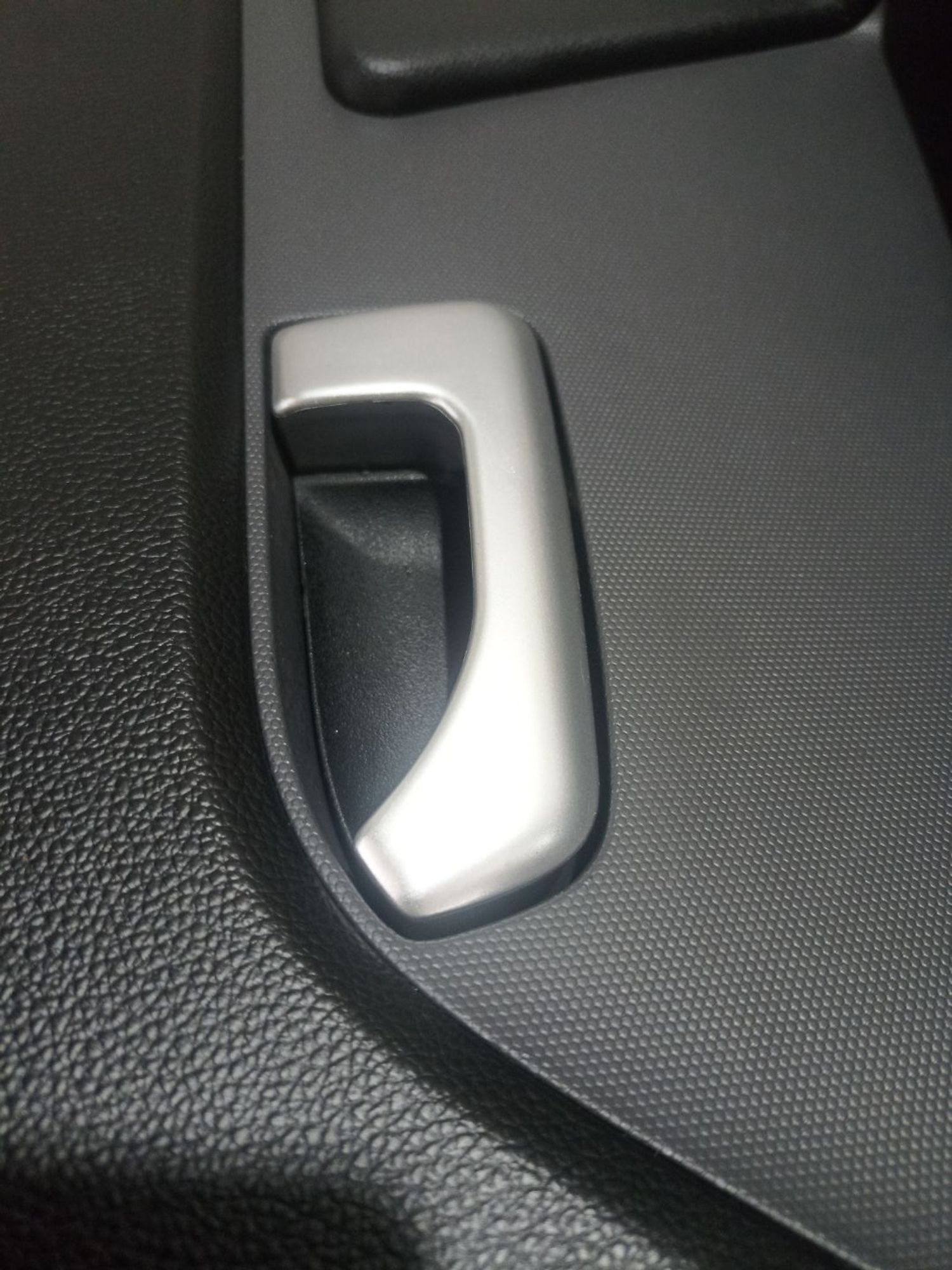 https://ycs.partsauto.market/partsauto-images/thmbs/userImages/0d5a73f363ec19ea8b7d8d6483ce4211/part/b7184fb8-0a90-4fbf-98cc-fa30b12ebff0_1784799565562.jpg