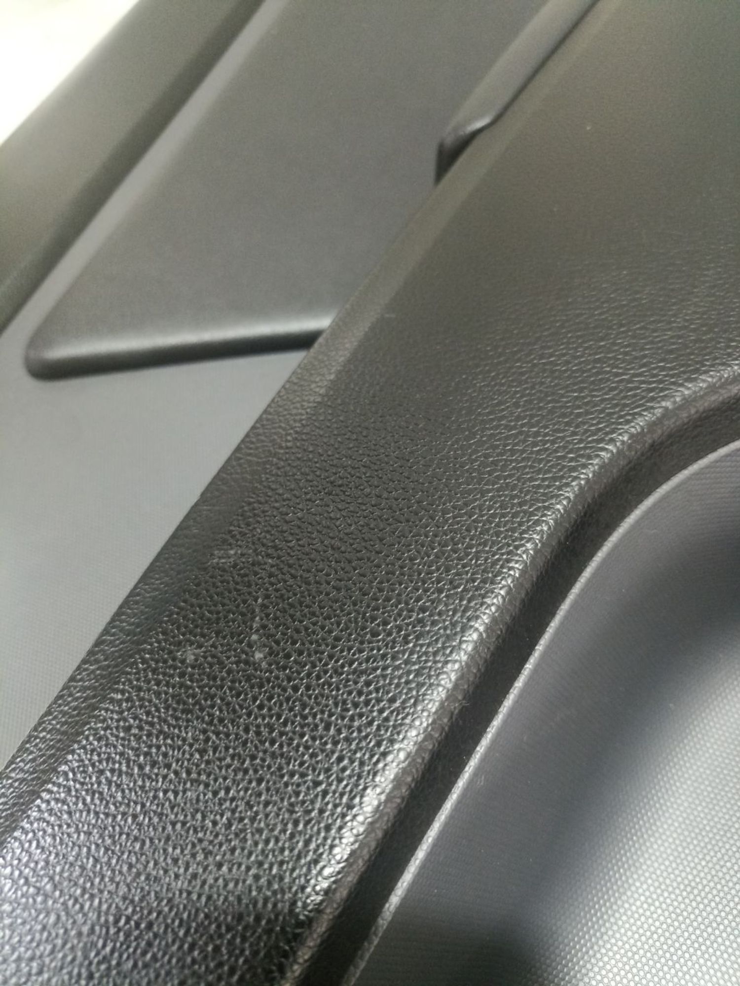 https://ycs.partsauto.market/partsauto-images/thmbs/userImages/0d5a73f363ec19ea8b7d8d6483ce4211/part/b7de24db-9c25-43f9-8532-f74c9bf0d10e_1784799568594.jpg