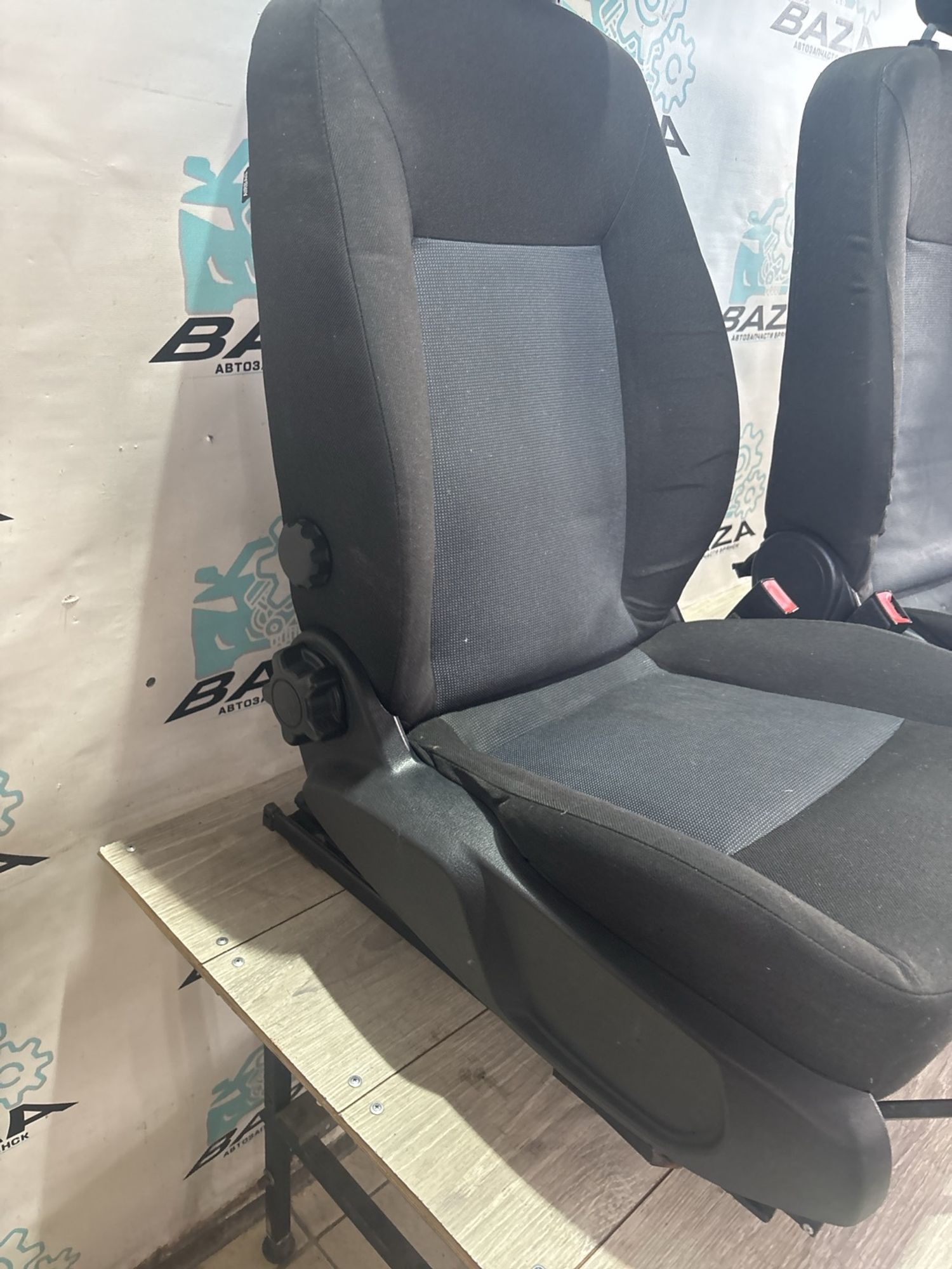 https://ycs.partsauto.market/partsauto-images/thmbs/userImages/0d5a73f363ec19ea8b7d8d6483ce4211/part/b8c87b52-0d3b-40d0-99ff-872089ac7897_1781008790516.jpg