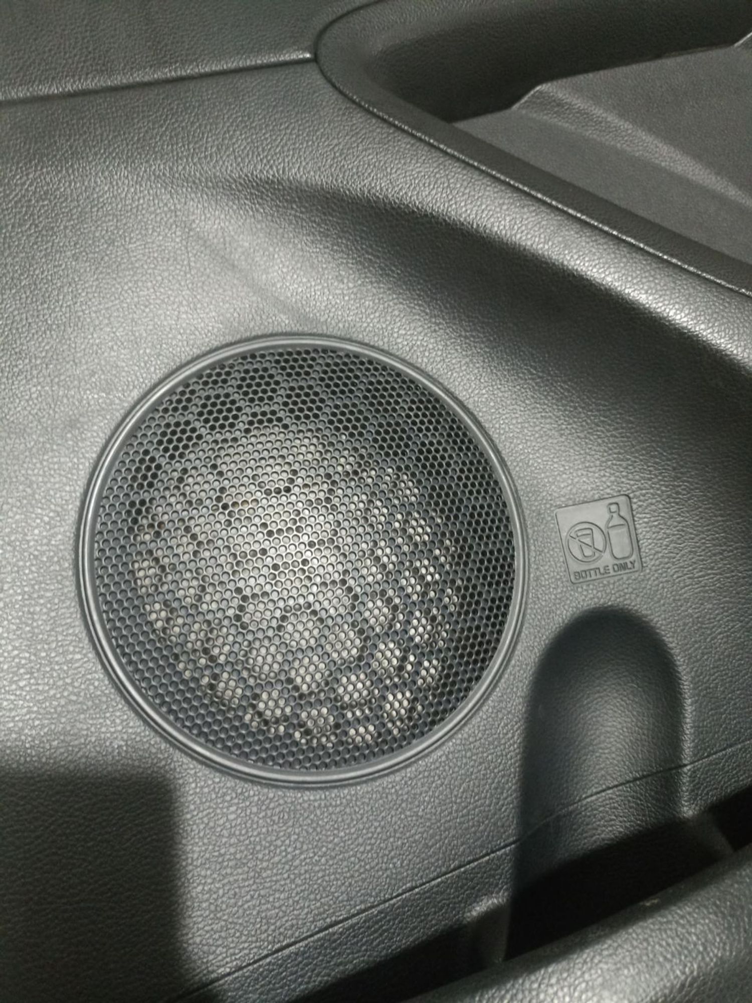 https://ycs.partsauto.market/partsauto-images/thmbs/userImages/0d5a73f363ec19ea8b7d8d6483ce4211/part/ba7757d2-e9fe-427e-9f71-d6208cd4a211_1785238250214.jpg