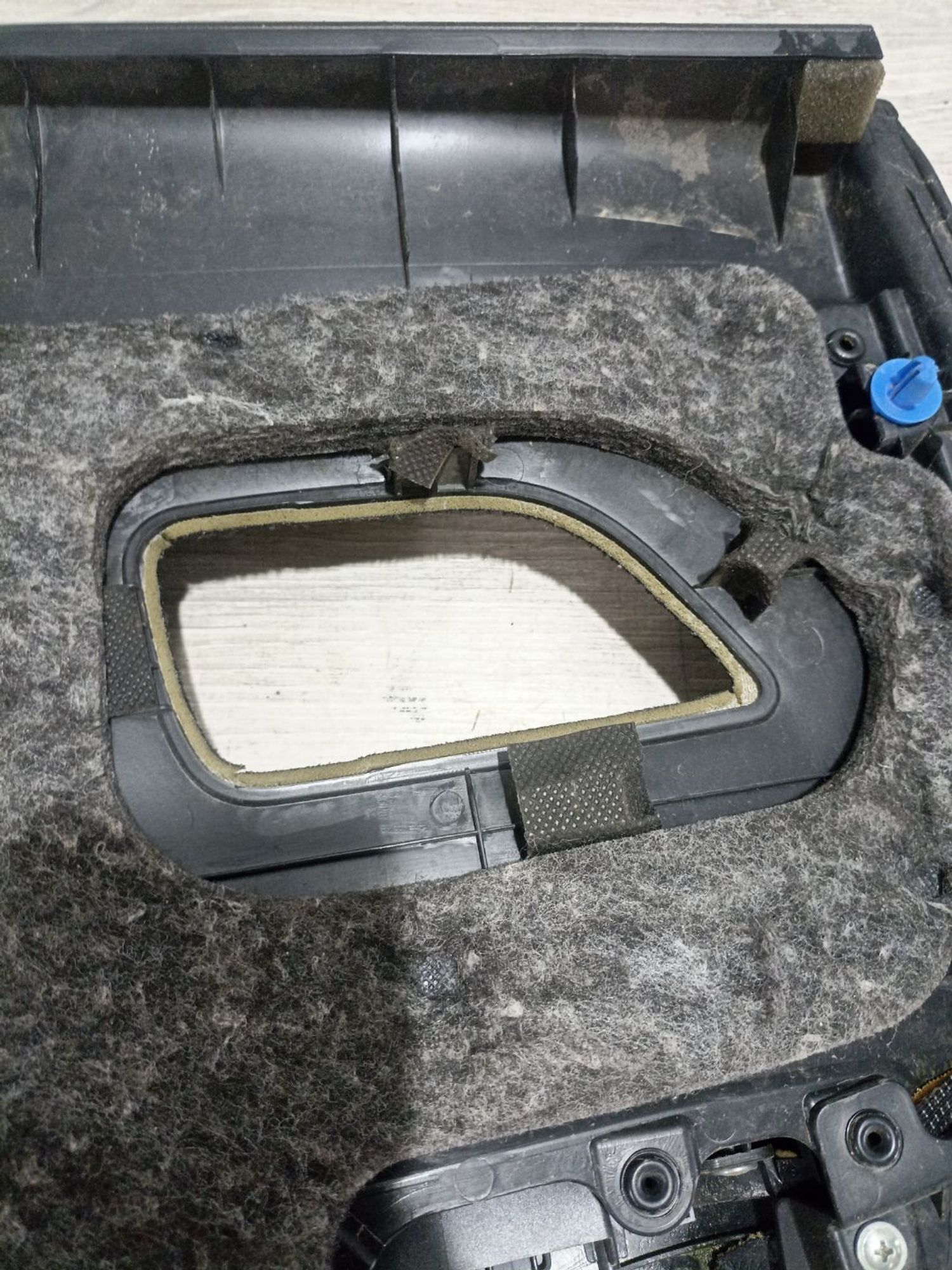https://ycs.partsauto.market/partsauto-images/thmbs/userImages/0d5a73f363ec19ea8b7d8d6483ce4211/part/bb0afb6f-52e7-426a-a60c-26c480244a02_1784970038846.jpg