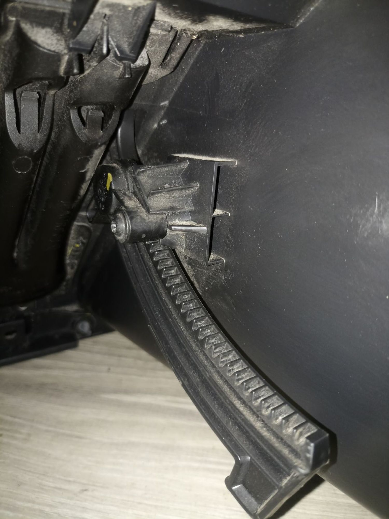 https://ycs.partsauto.market/partsauto-images/thmbs/userImages/0d5a73f363ec19ea8b7d8d6483ce4211/part/bd42ccc7-74fc-4d59-9837-366062a55a25_1784209073517.jpg