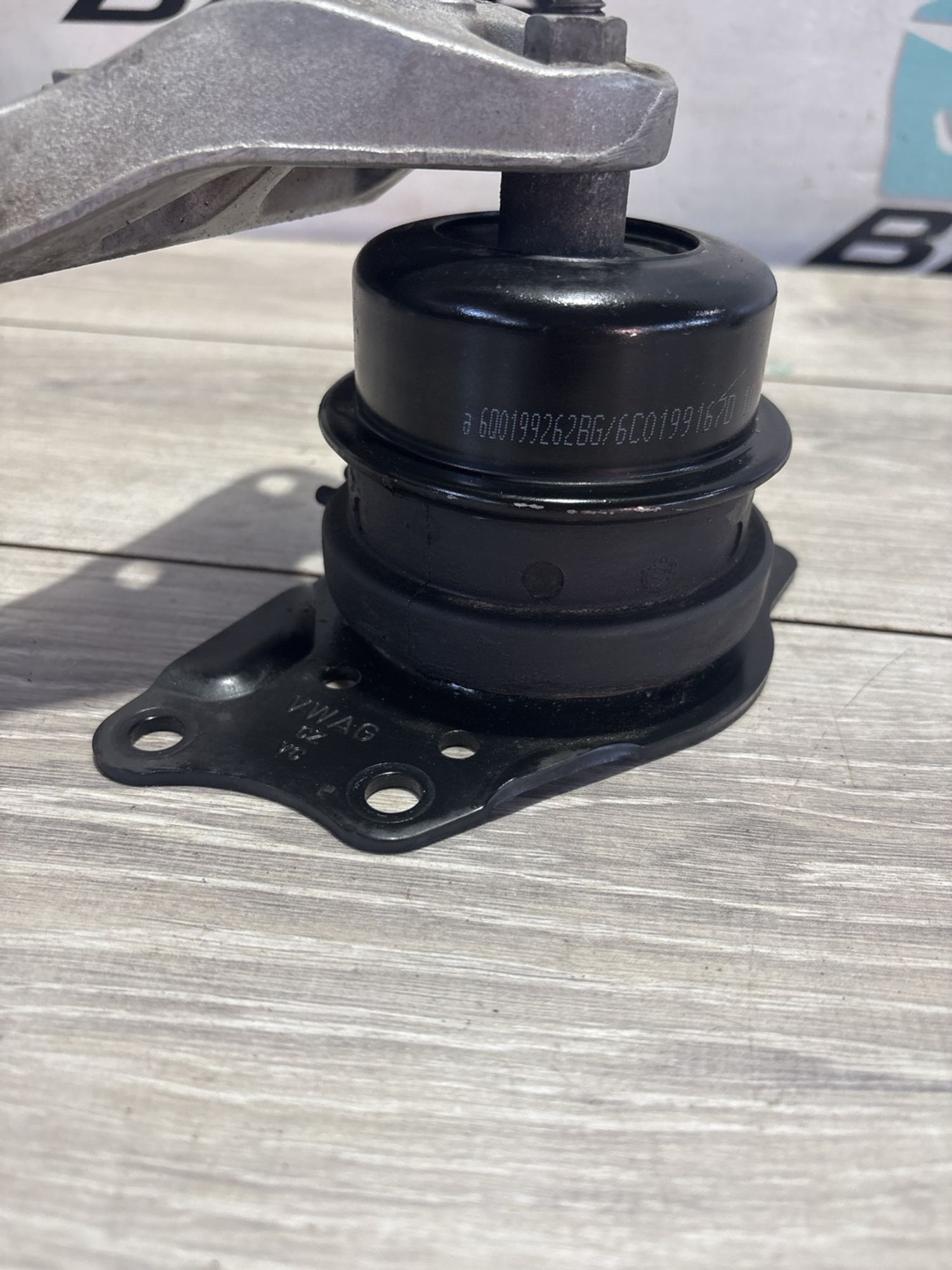 https://ycs.partsauto.market/partsauto-images/thmbs/userImages/0d5a73f363ec19ea8b7d8d6483ce4211/part/c044fc1a-2b2d-4127-a904-ba83f50d478c_1779524555819.jpg