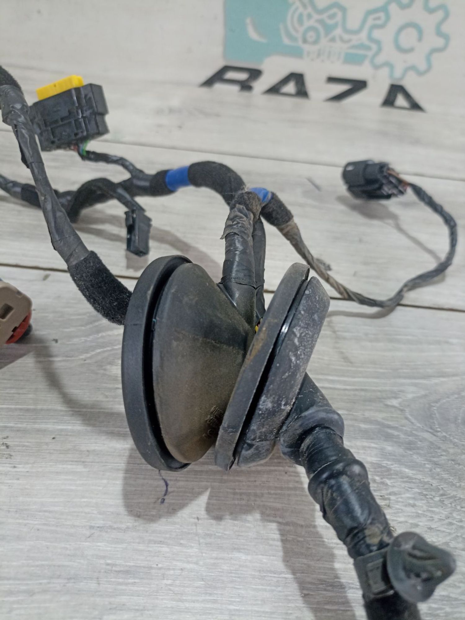 https://ycs.partsauto.market/partsauto-images/thmbs/userImages/0d5a73f363ec19ea8b7d8d6483ce4211/part/c49b40d3-92e0-4117-be34-5cacd82f5262_1783513486773.jpg
