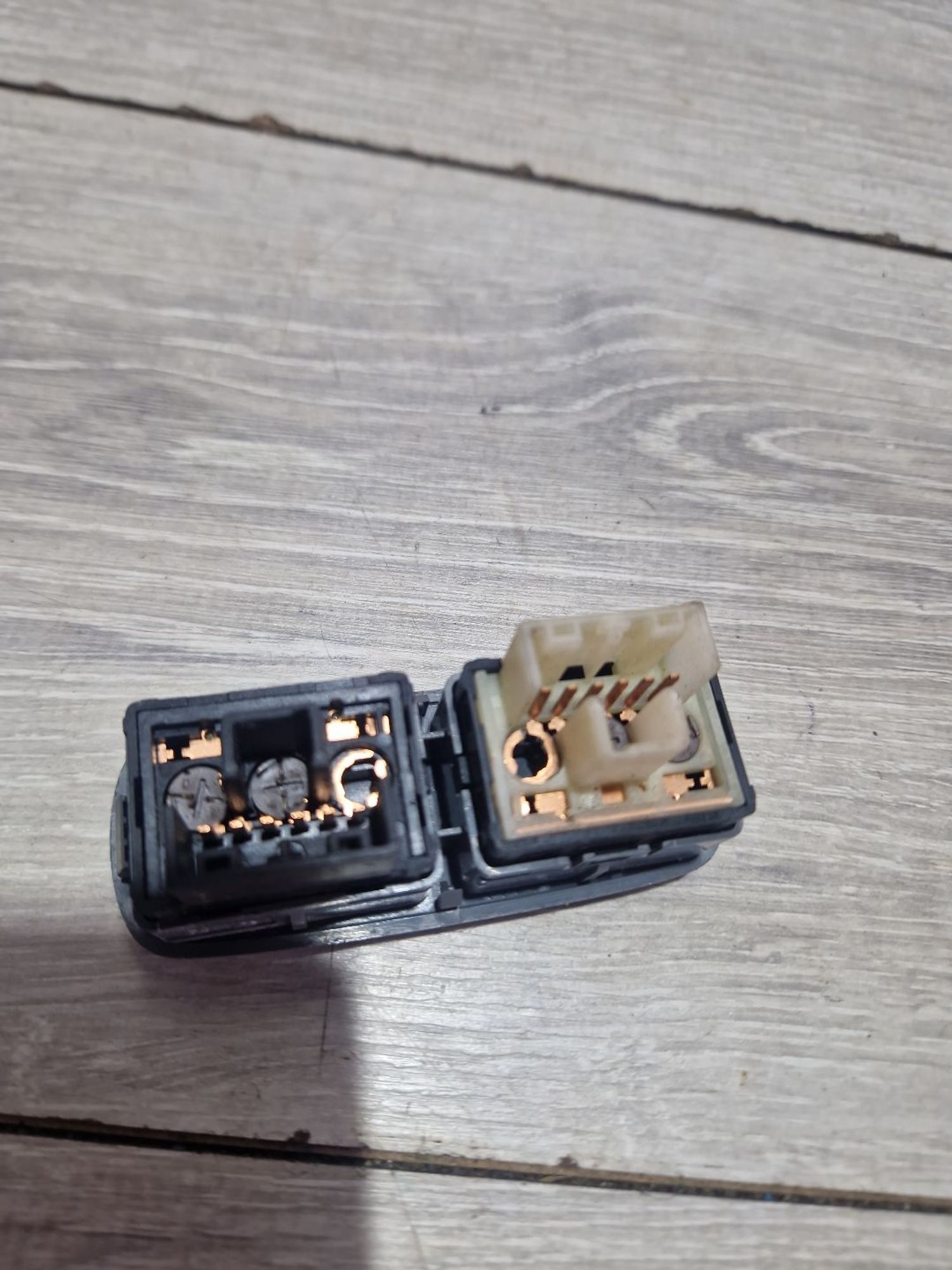 https://ycs.partsauto.market/partsauto-images/thmbs/userImages/0d5a73f363ec19ea8b7d8d6483ce4211/part/c6a21881-2f88-457d-b858-16a1f6ae7221_1787648298134.jpg