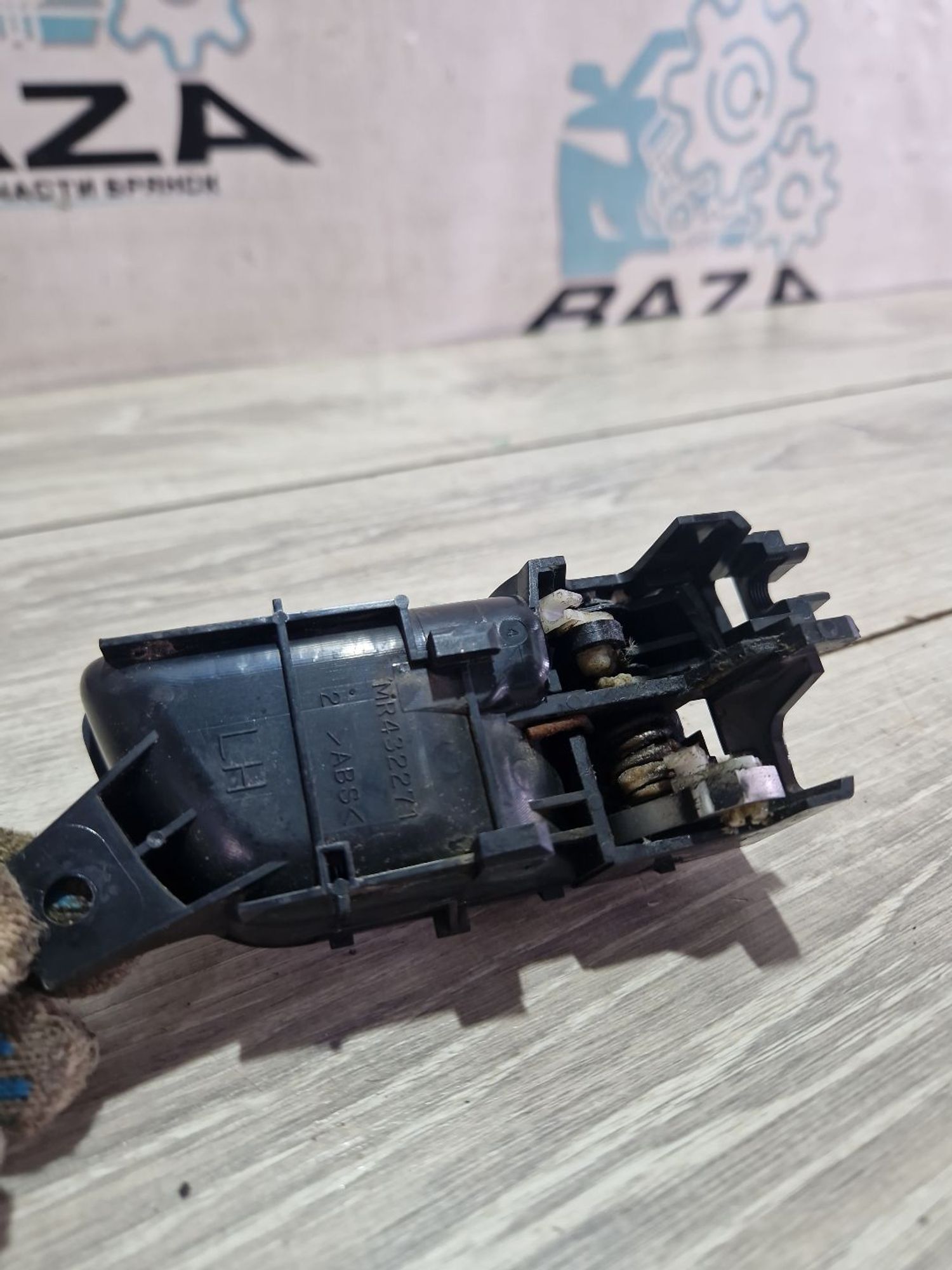 https://ycs.partsauto.market/partsauto-images/thmbs/userImages/0d5a73f363ec19ea8b7d8d6483ce4211/part/c79ac0b1-a15a-4f3a-908c-a6e3b67ee823_1787135819249.jpg