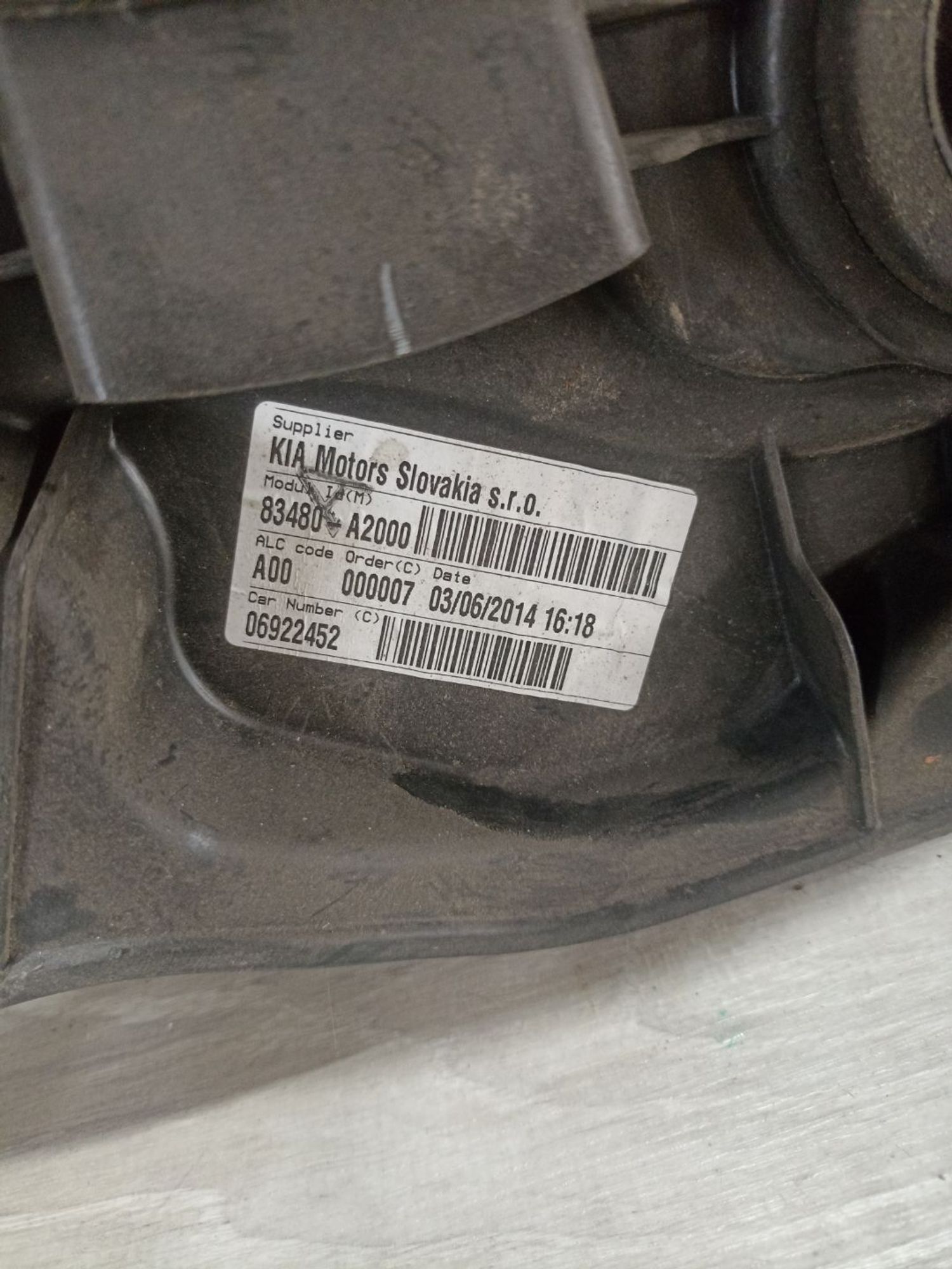 https://ycs.partsauto.market/partsauto-images/thmbs/userImages/0d5a73f363ec19ea8b7d8d6483ce4211/part/c84d54e0-a012-4920-a245-5d3aa9b3a9ff_1783341950166.jpg