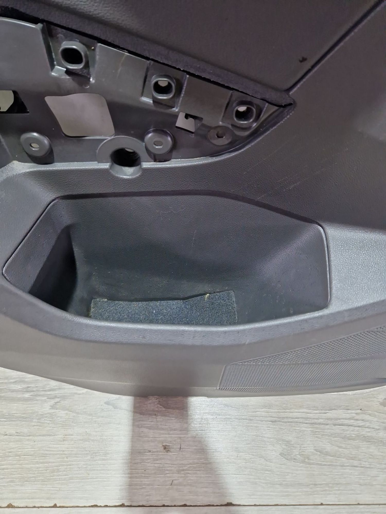 https://ycs.partsauto.market/partsauto-images/thmbs/userImages/0d5a73f363ec19ea8b7d8d6483ce4211/part/c97d30f3-248f-449e-a206-ed532ba31742_1787300920434.jpg