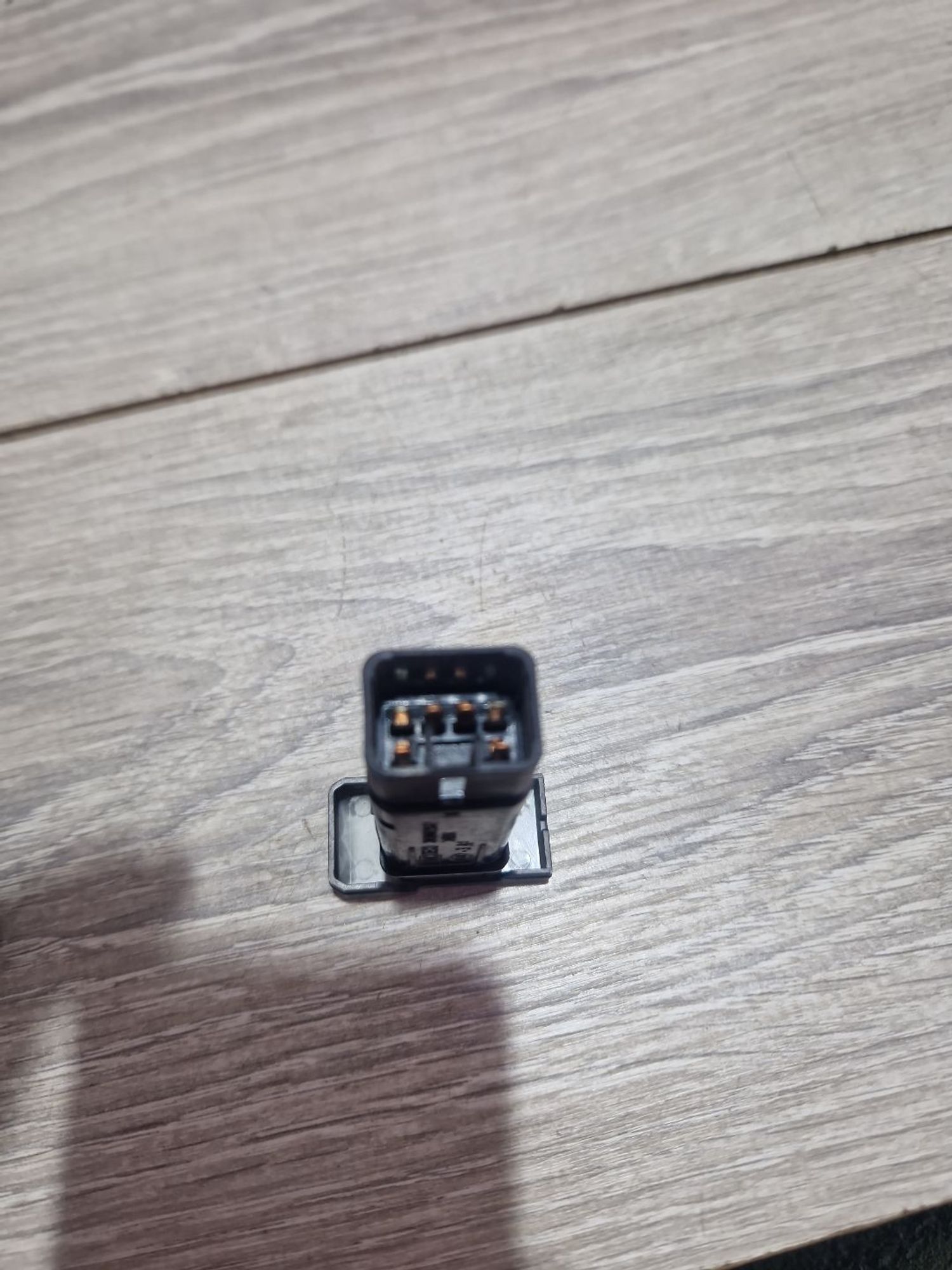 https://ycs.partsauto.market/partsauto-images/thmbs/userImages/0d5a73f363ec19ea8b7d8d6483ce4211/part/ca0c1c98-3b90-472c-bfb4-ee219761339a_1787738533567.jpg