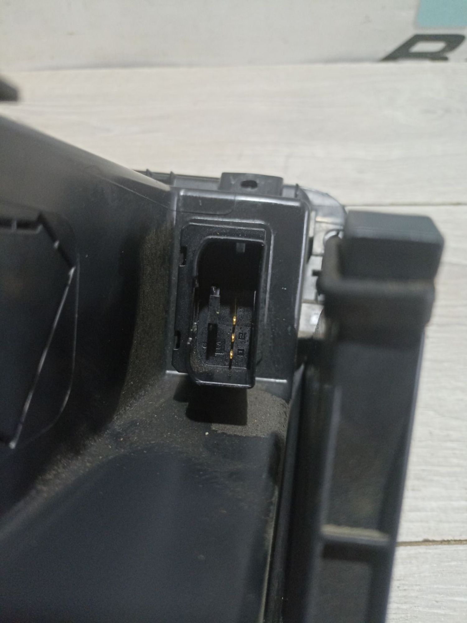 https://ycs.partsauto.market/partsauto-images/thmbs/userImages/0d5a73f363ec19ea8b7d8d6483ce4211/part/cae6ca76-22d9-429a-8fa0-86d89775b3fa_1784202025834.jpg