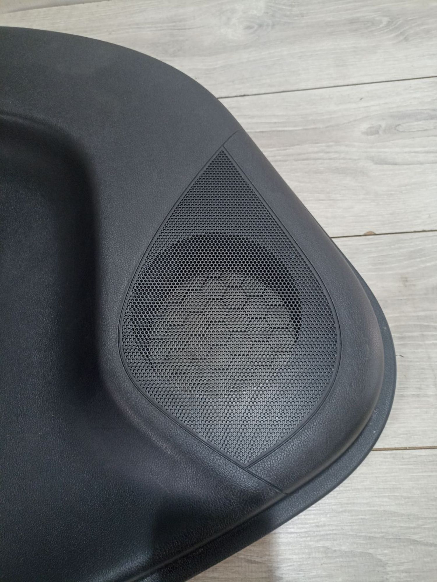 https://ycs.partsauto.market/partsauto-images/thmbs/userImages/0d5a73f363ec19ea8b7d8d6483ce4211/part/cb72b57f-c74f-4f62-a0d6-e4d6ae07953d_1784881176360.jpg