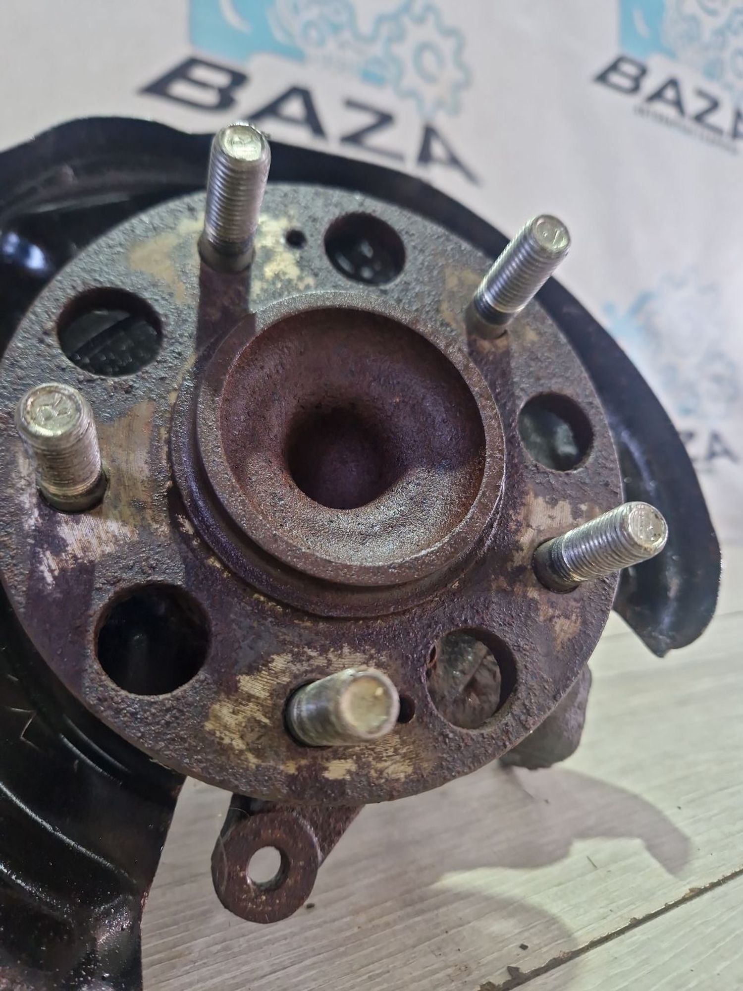 https://ycs.partsauto.market/partsauto-images/thmbs/userImages/0d5a73f363ec19ea8b7d8d6483ce4211/part/cc6eb3ea-5388-4385-bb46-9664bc3eb68b_1787052755576.jpg