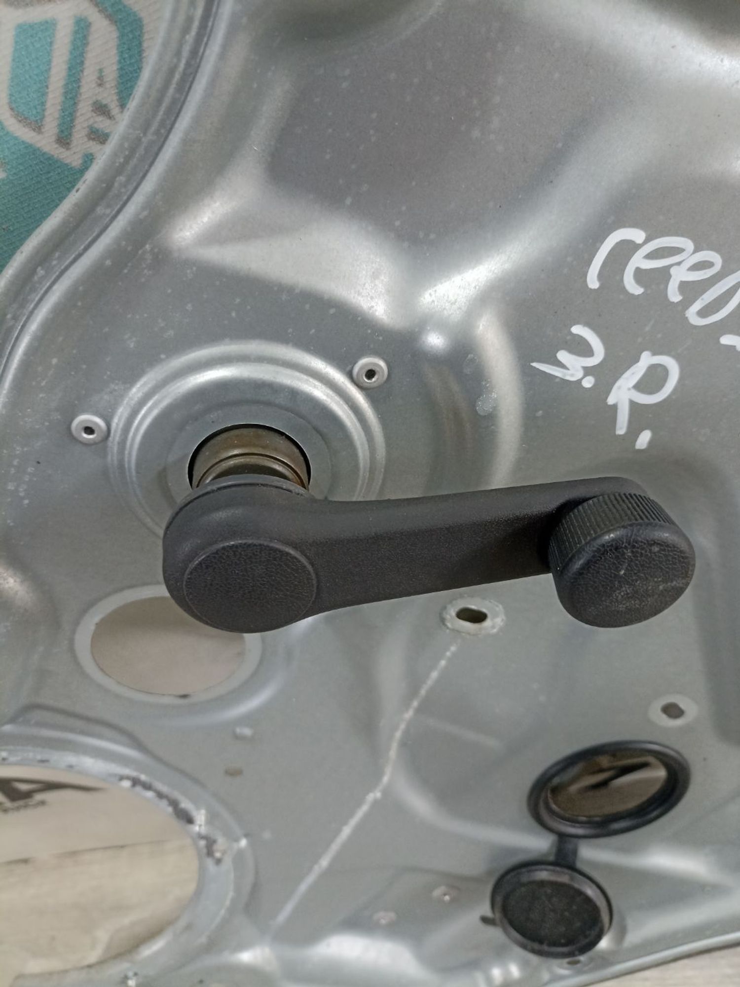 https://ycs.partsauto.market/partsauto-images/thmbs/userImages/0d5a73f363ec19ea8b7d8d6483ce4211/part/ce968f96-7ade-4a44-8ac0-ca6c276eed70_1783348754107.jpg