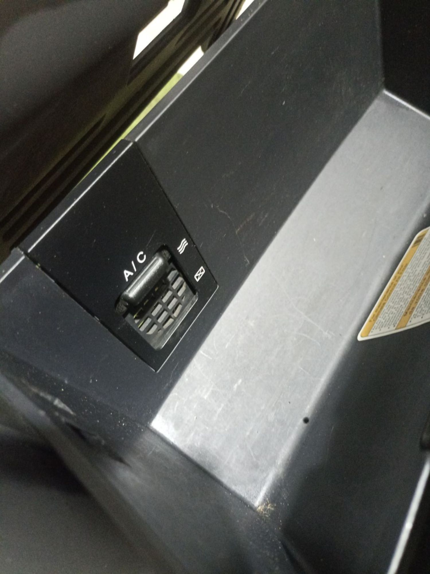 https://ycs.partsauto.market/partsauto-images/thmbs/userImages/0d5a73f363ec19ea8b7d8d6483ce4211/part/d130e049-3527-4744-883c-89f0599d91e0_1784208045200.jpg