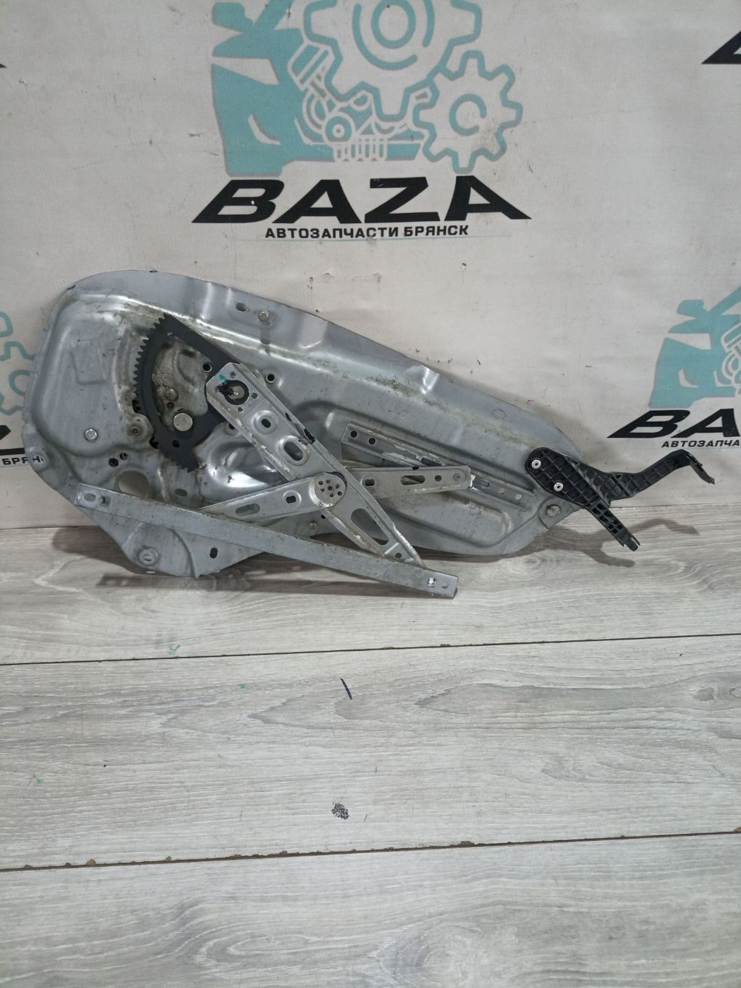 https://ycs.partsauto.market/partsauto-images/thmbs/userImages/0d5a73f363ec19ea8b7d8d6483ce4211/part/d1f58a5e-f1d5-4f60-88c6-176d38d94d08_1783168811937.jpg