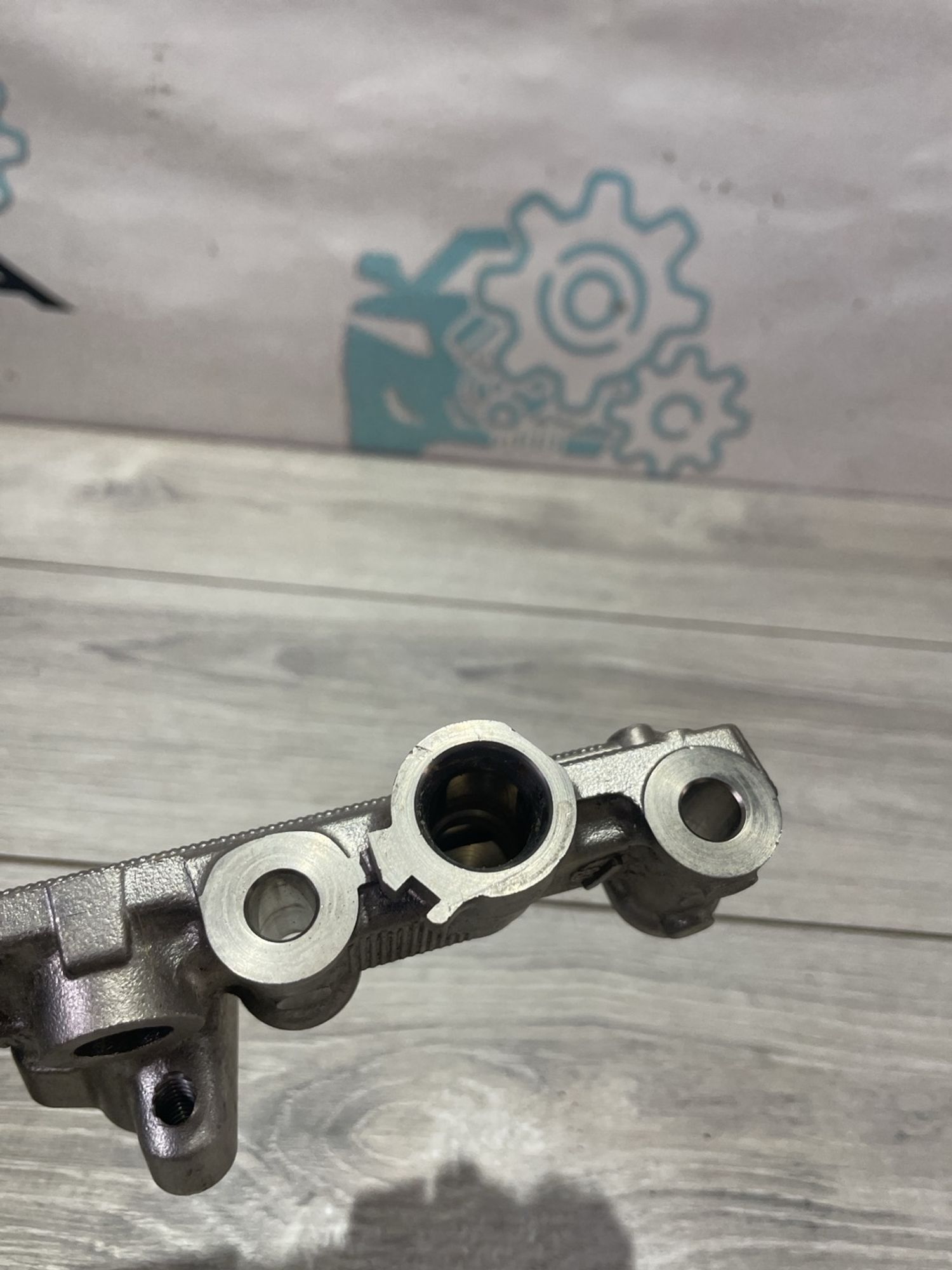 Топливная рампа левая Lexus IS 250 II, 1500 рублей, Брянск