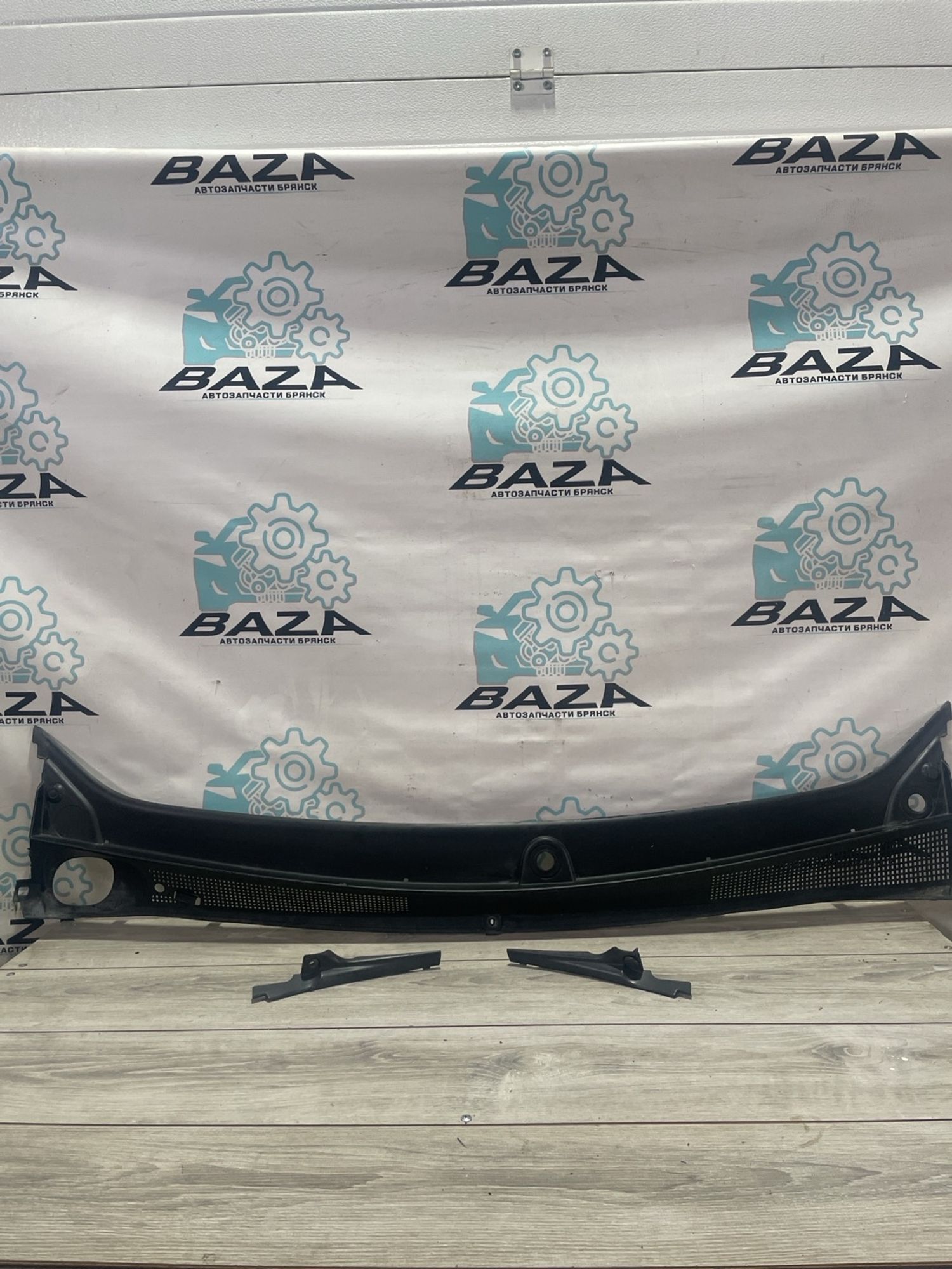 Водосток лобового стекла (жабо) Renault Logan 2, 1200 рублей, Брянск