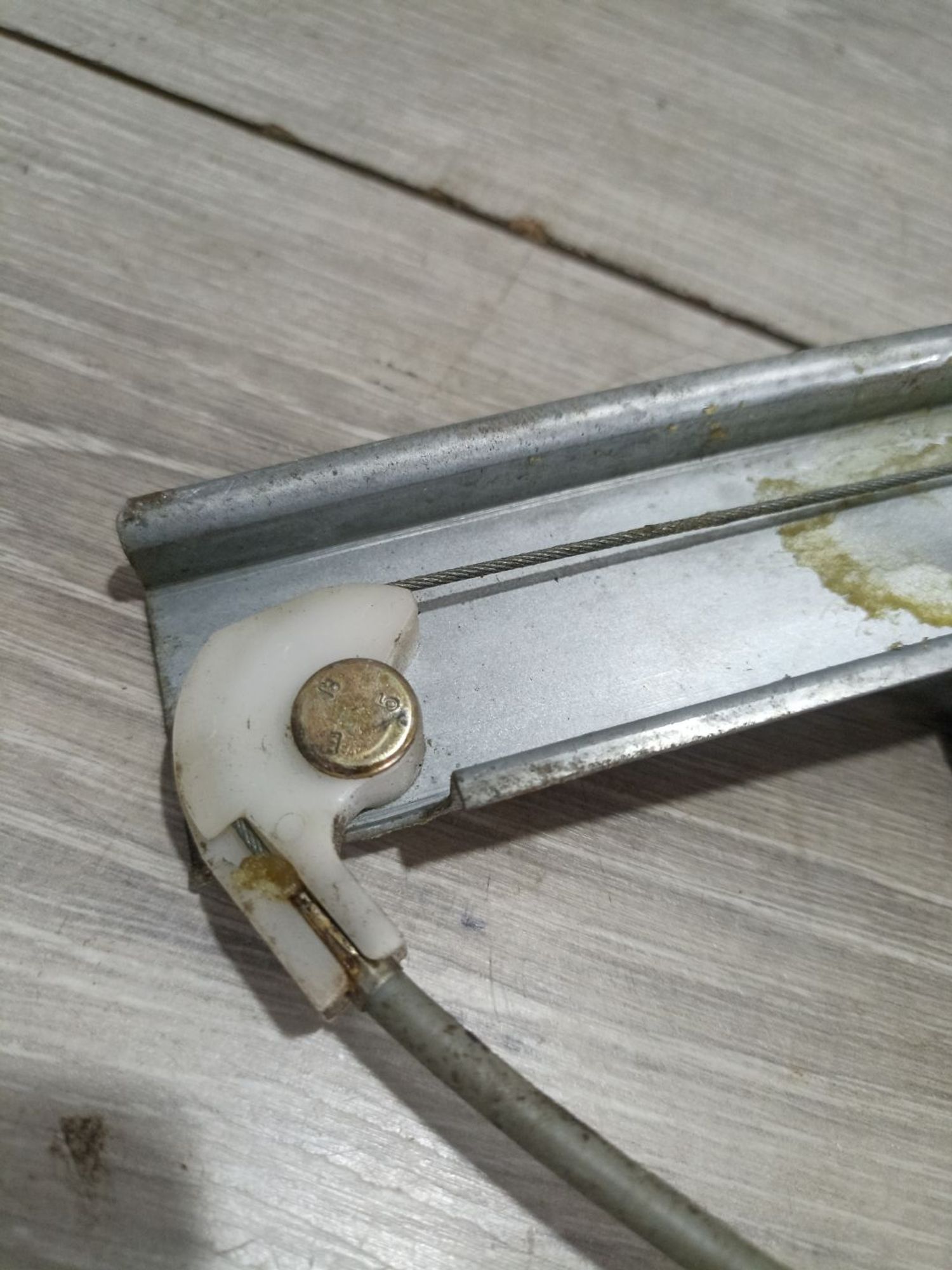 https://ycs.partsauto.market/partsauto-images/thmbs/userImages/0d5a73f363ec19ea8b7d8d6483ce4211/part/d353986c-40d9-43b7-8ddb-f8c3500a17df_1783949814498.jpg