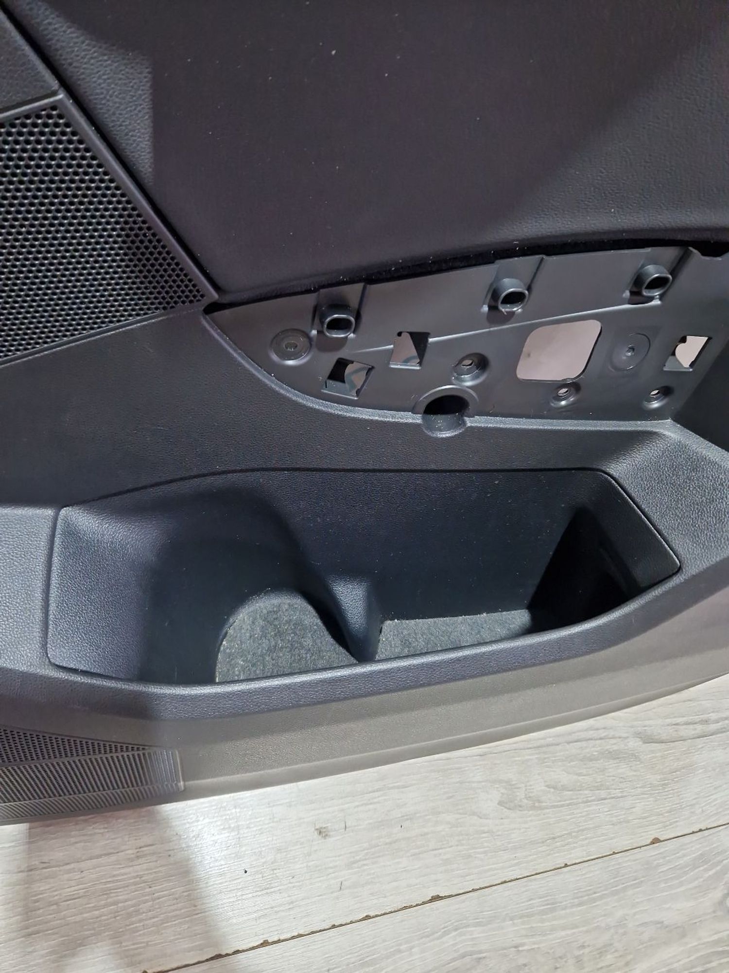 https://ycs.partsauto.market/partsauto-images/thmbs/userImages/0d5a73f363ec19ea8b7d8d6483ce4211/part/d3cbda3e-3ec2-40a1-9cee-4ef3217aed17_1787301306625.jpg