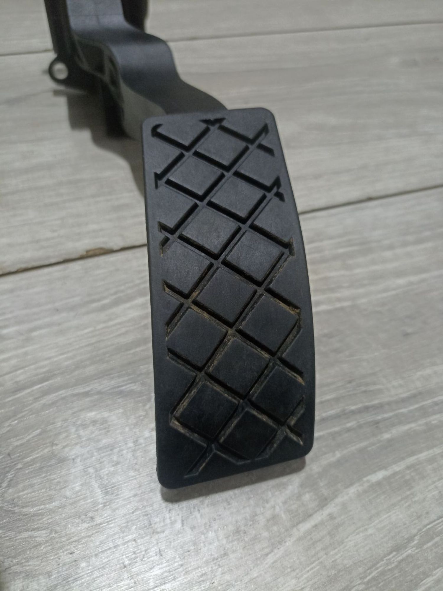 https://ycs.partsauto.market/partsauto-images/thmbs/userImages/0d5a73f363ec19ea8b7d8d6483ce4211/part/d8fe535d-9b46-4cd1-a19f-0e9edbc8a406_1783093516260.jpg