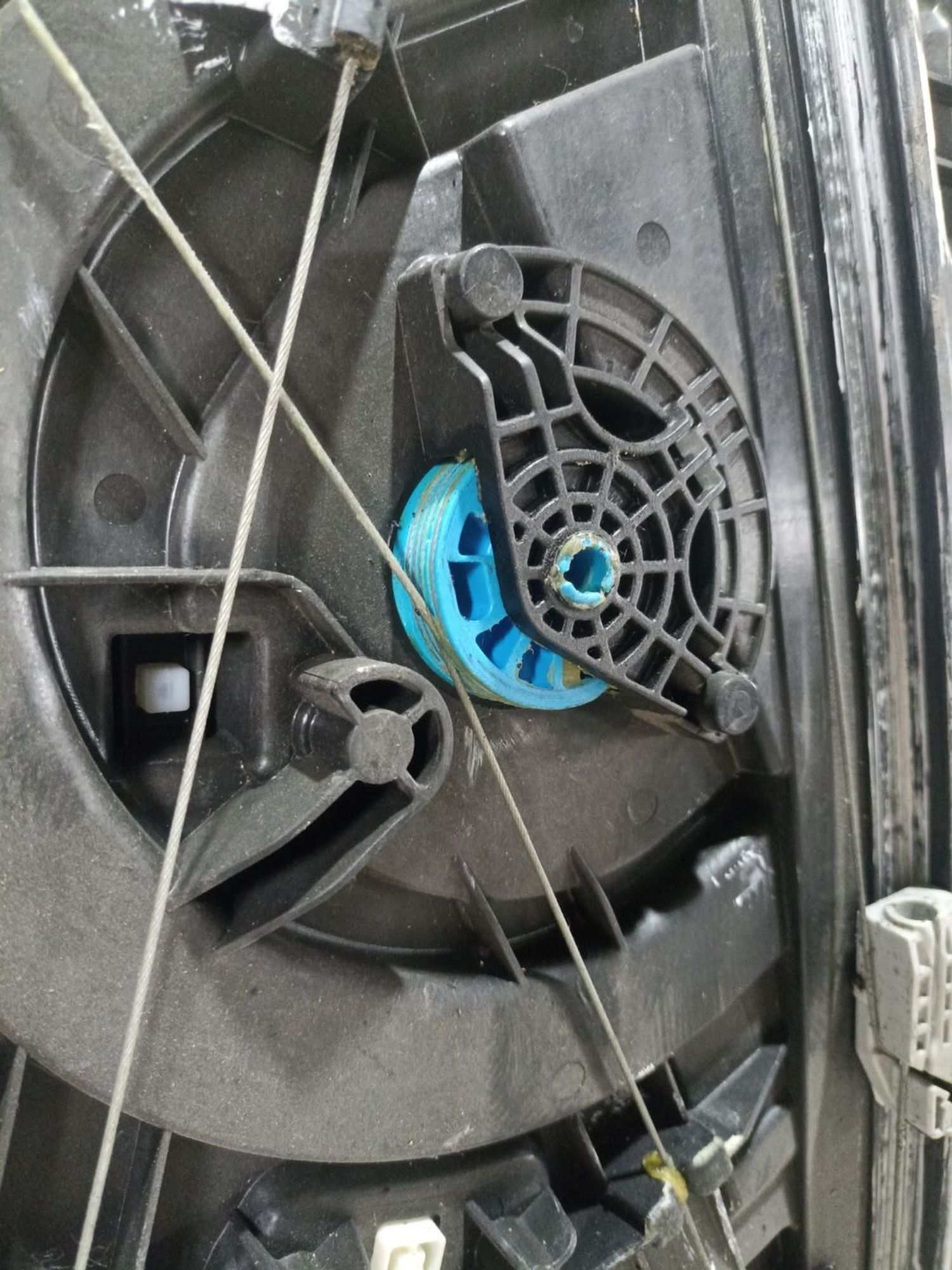 https://ycs.partsauto.market/partsauto-images/thmbs/userImages/0d5a73f363ec19ea8b7d8d6483ce4211/part/d9dd133f-08df-4600-83ae-1ec5d4ac2898_1783500184110.jpg