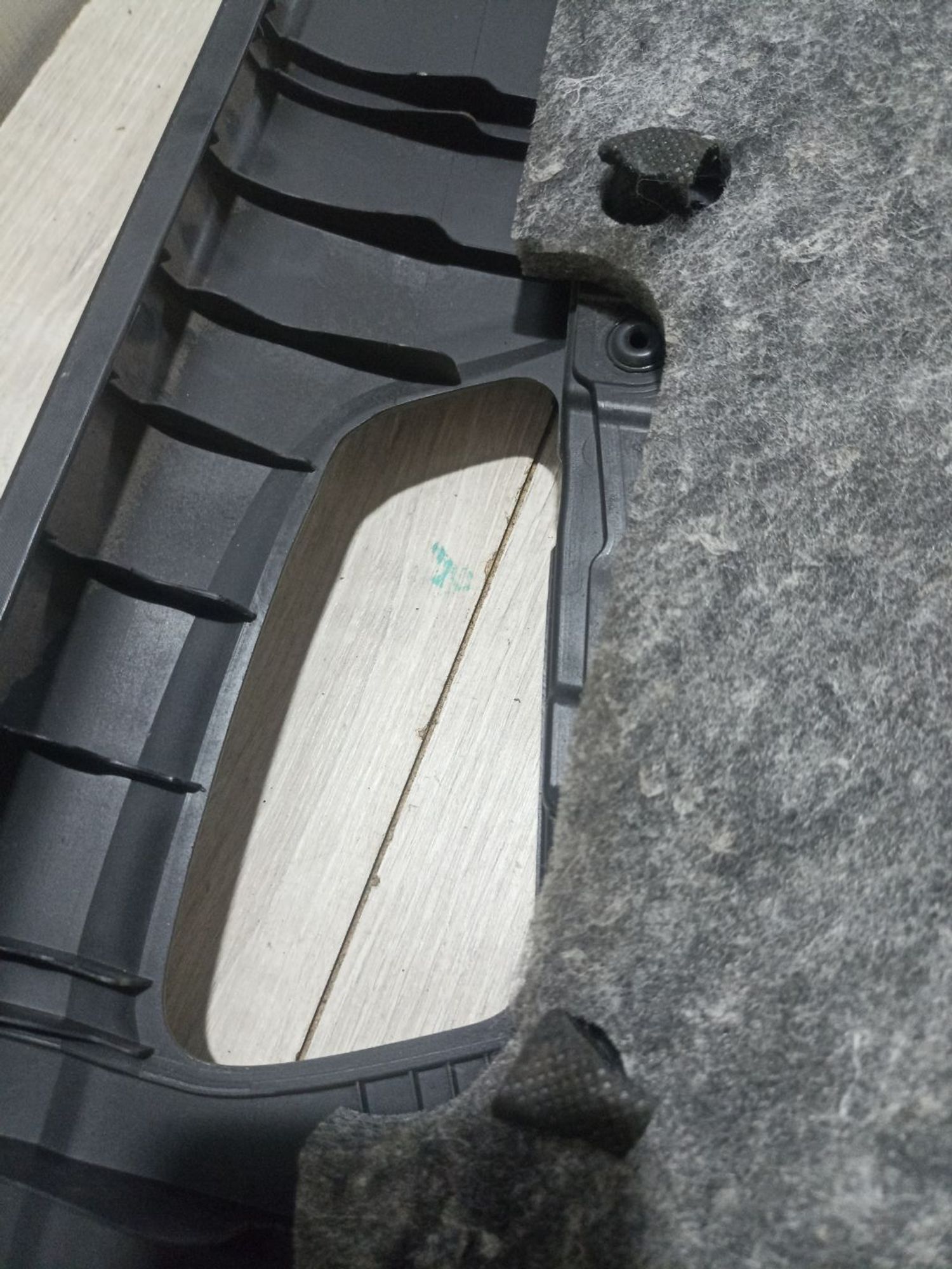 https://ycs.partsauto.market/partsauto-images/thmbs/userImages/0d5a73f363ec19ea8b7d8d6483ce4211/part/dbbeb367-c751-4728-bcfc-1c87dacd8c31_1784709161254.jpg
