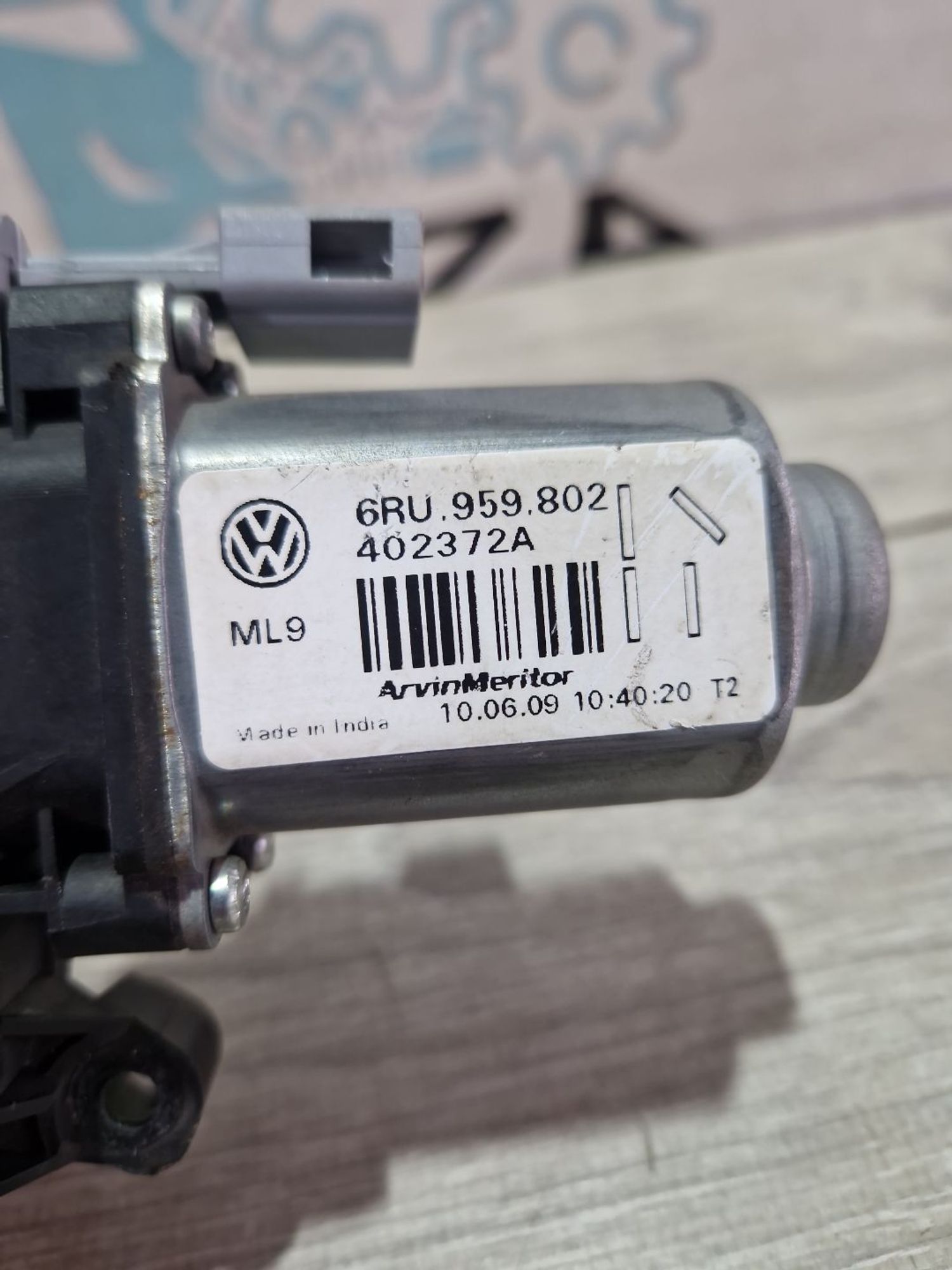 Мотор стеклоподъемника передний правый VW Polo 5, 850 рублей, Брянск