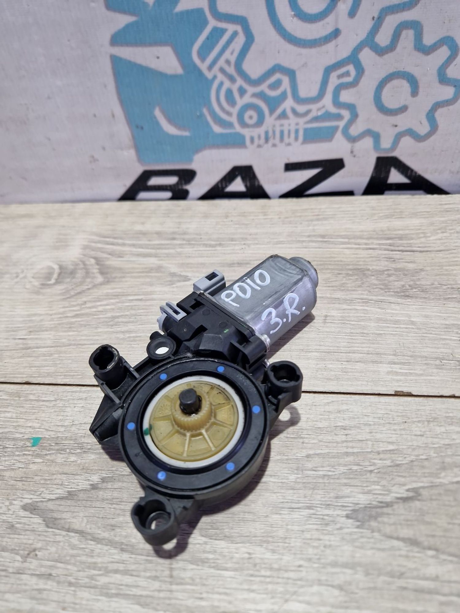 Мотор стеклоподъемника задний правый volkswagen, 750 рублей, Брянск