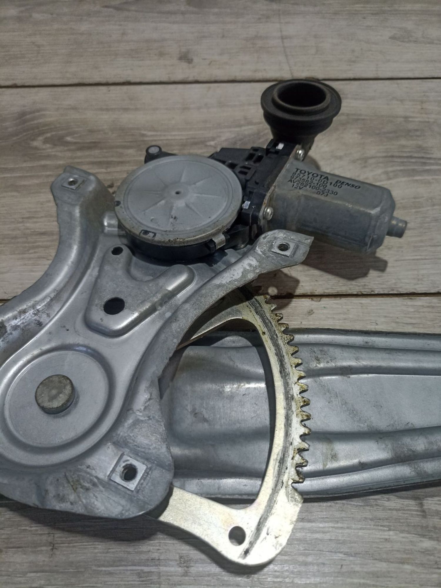 https://ycs.partsauto.market/partsauto-images/thmbs/userImages/0d5a73f363ec19ea8b7d8d6483ce4211/part/e1450a93-5f94-4184-8f2f-12834fc0aa4c_1784030862141.jpg
