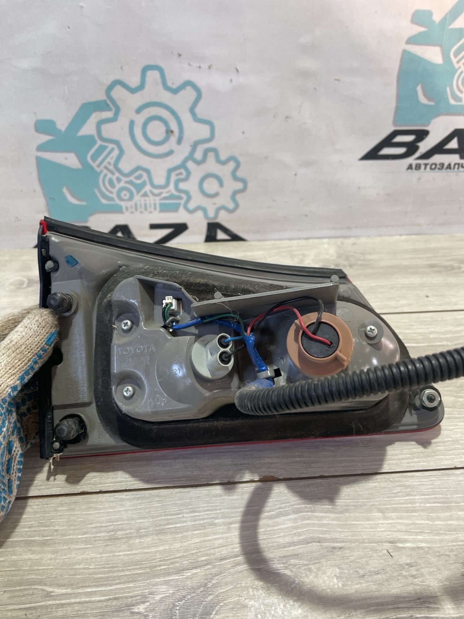 Фонарь задний правый внутренний Lexus IS II, 3000 рублей, Брянск