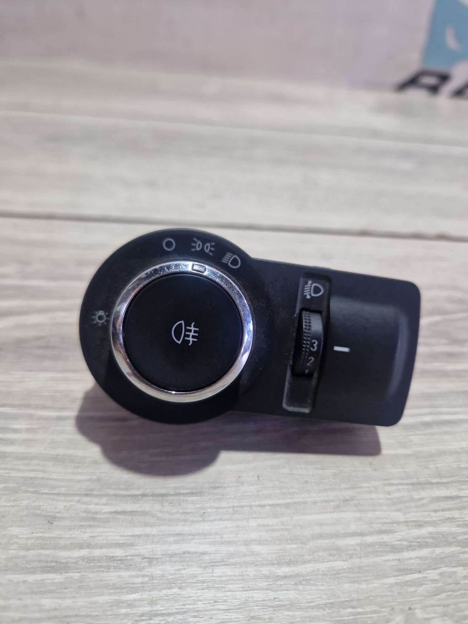https://ycs.partsauto.market/partsauto-images/thmbs/userImages/0d5a73f363ec19ea8b7d8d6483ce4211/part/e681d147-1625-4525-ac12-109662c18a5e_1787385109955.jpg