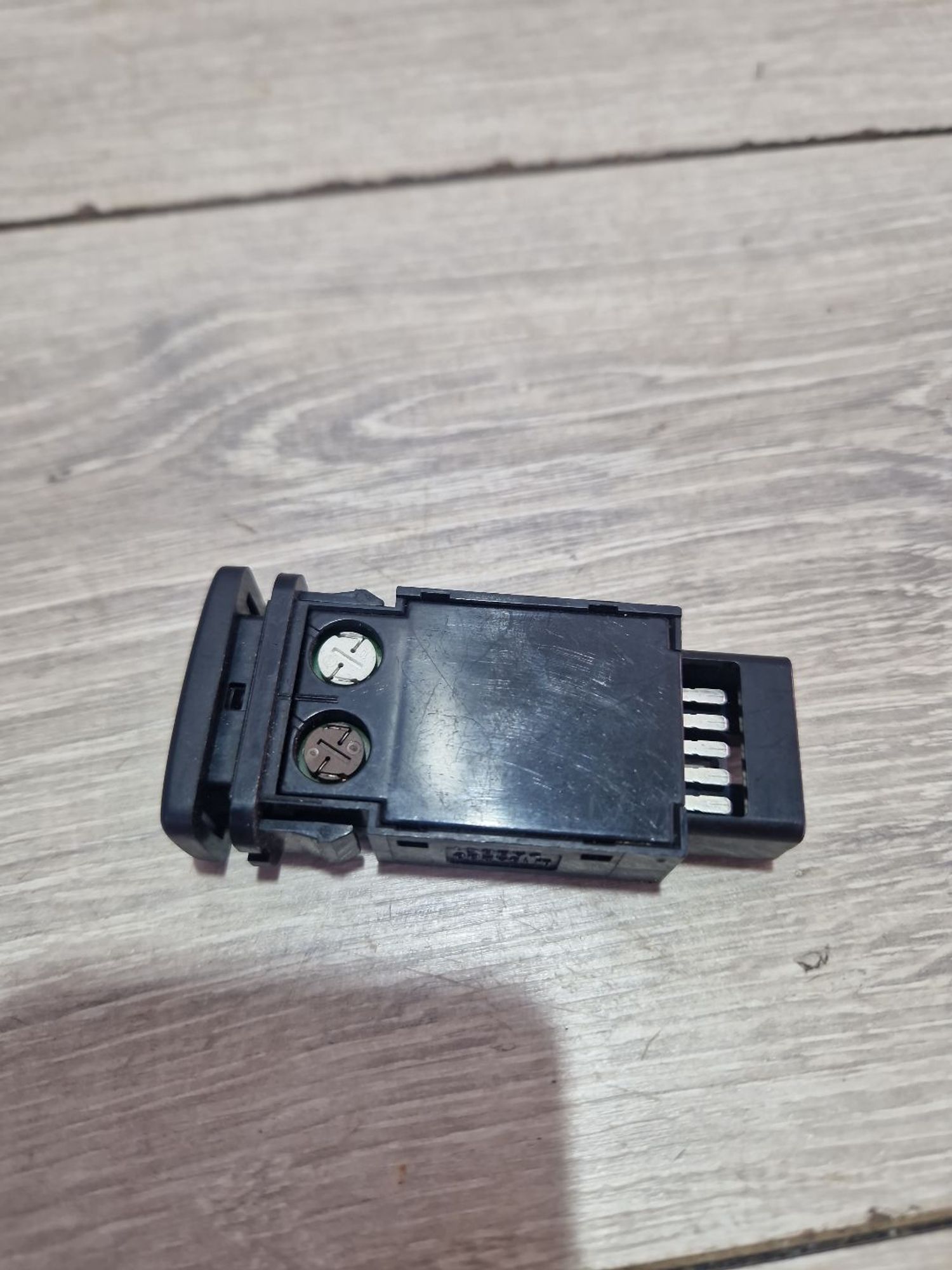 https://ycs.partsauto.market/partsauto-images/thmbs/userImages/0d5a73f363ec19ea8b7d8d6483ce4211/part/e700b532-e67e-4f76-9d1d-227e3b34f1f2_1787736917425.jpg