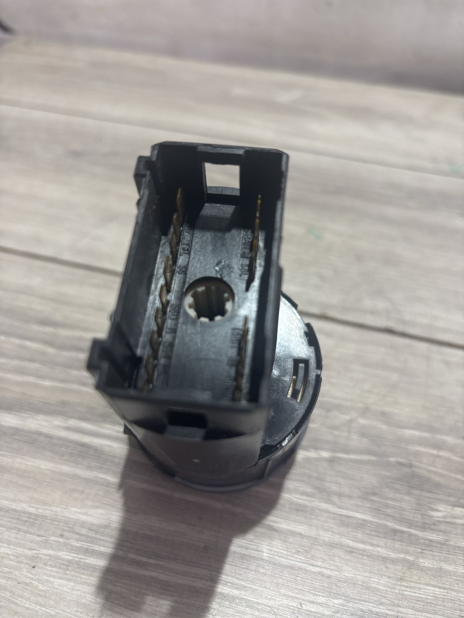 https://ycs.partsauto.market/partsauto-images/thmbs/userImages/0d5a73f363ec19ea8b7d8d6483ce4211/part/e727abb9-6ab0-4d0e-9b7d-eaaf82304783_1779196481266.jpg