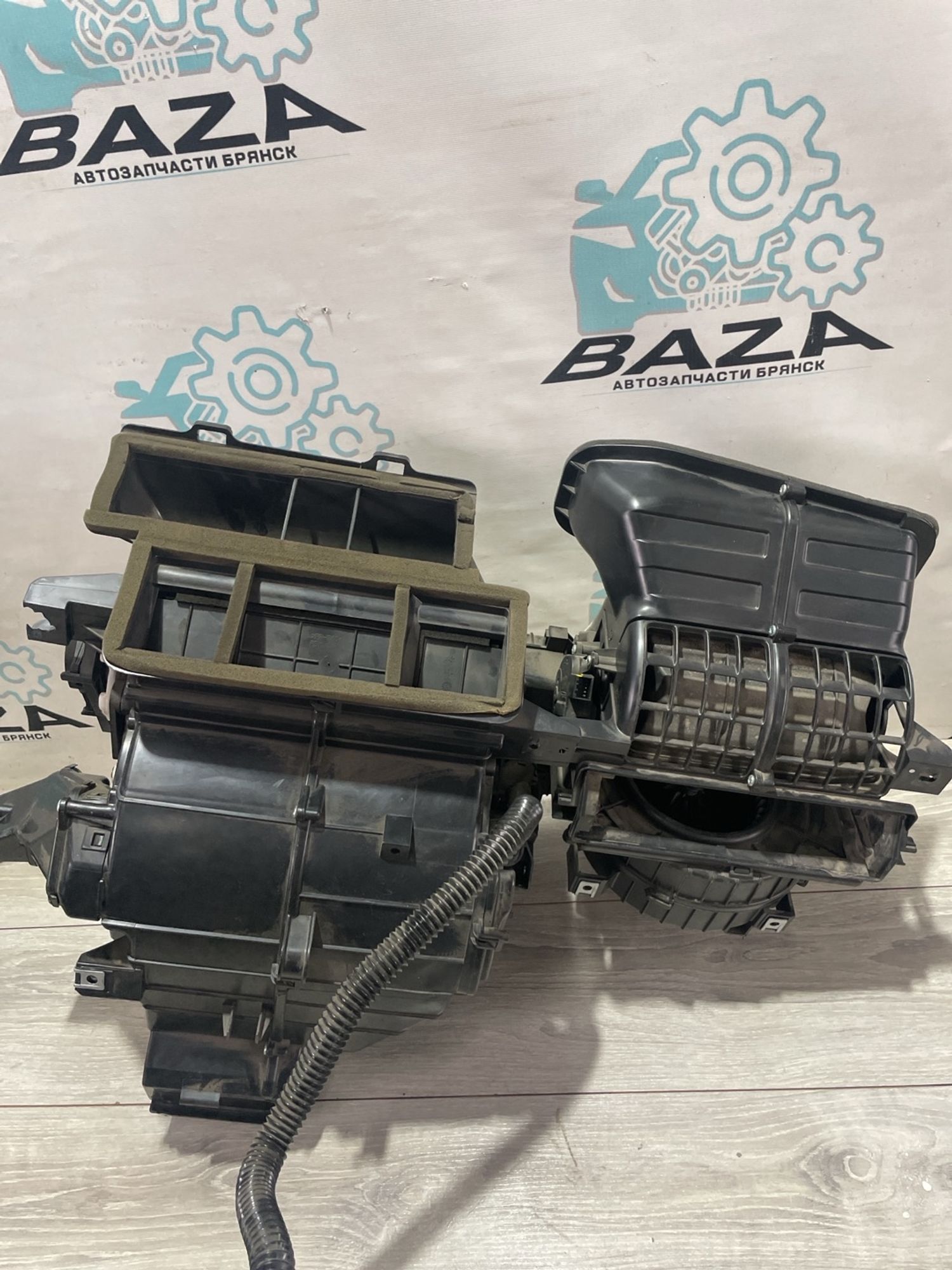 https://ycs.partsauto.market/partsauto-images/thmbs/userImages/0d5a73f363ec19ea8b7d8d6483ce4211/part/e74ccf40-e203-453c-836d-cbf27cced8bb_1741256609361.jpg