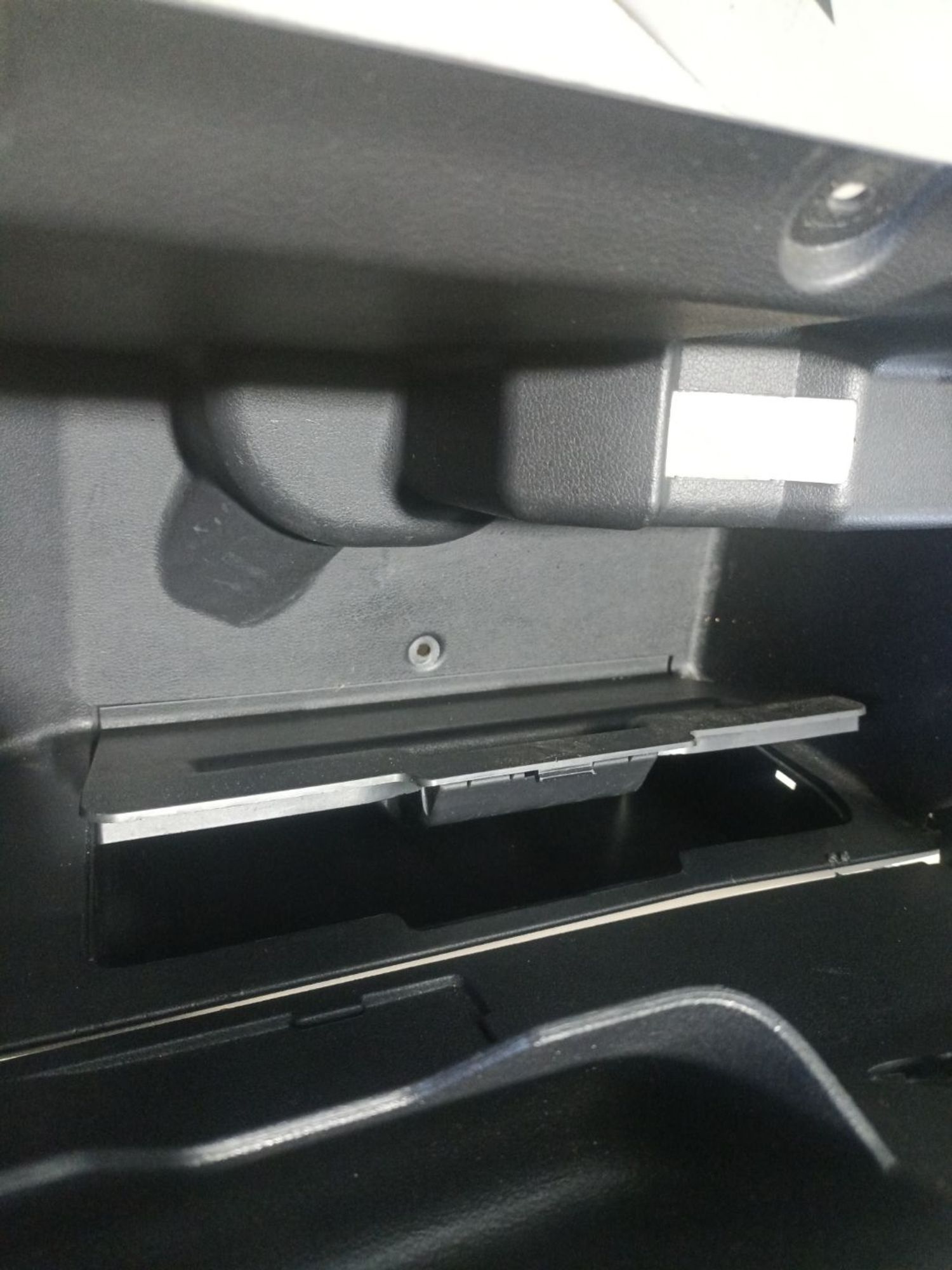 https://ycs.partsauto.market/partsauto-images/thmbs/userImages/0d5a73f363ec19ea8b7d8d6483ce4211/part/e76d9ac2-281b-4e1f-ab70-f4f88a7726b1_1784288864330.jpg