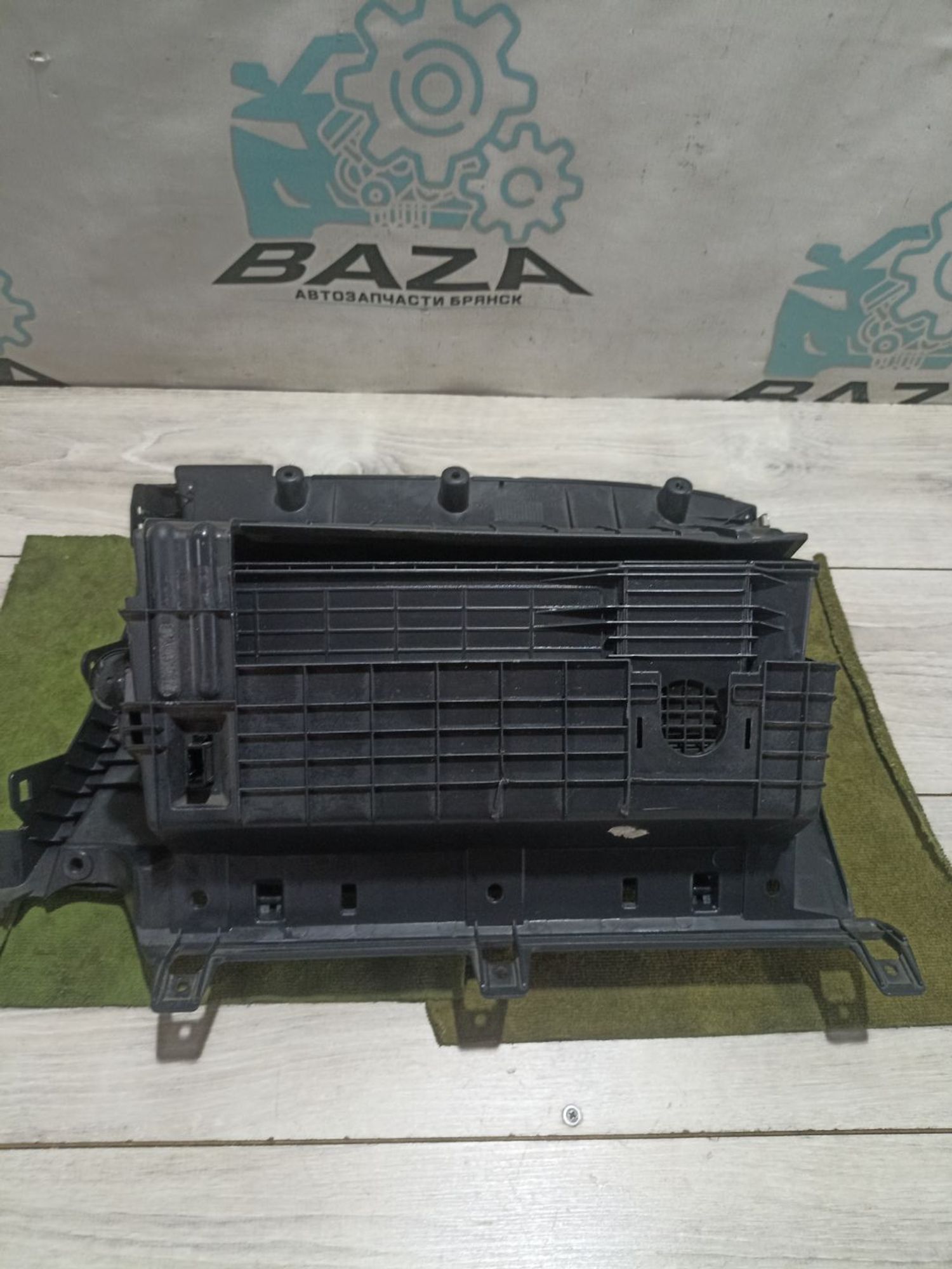 https://ycs.partsauto.market/partsauto-images/thmbs/userImages/0d5a73f363ec19ea8b7d8d6483ce4211/part/e7f4b48b-a519-4155-9ae9-d1136c625c15_1784208033248.jpg