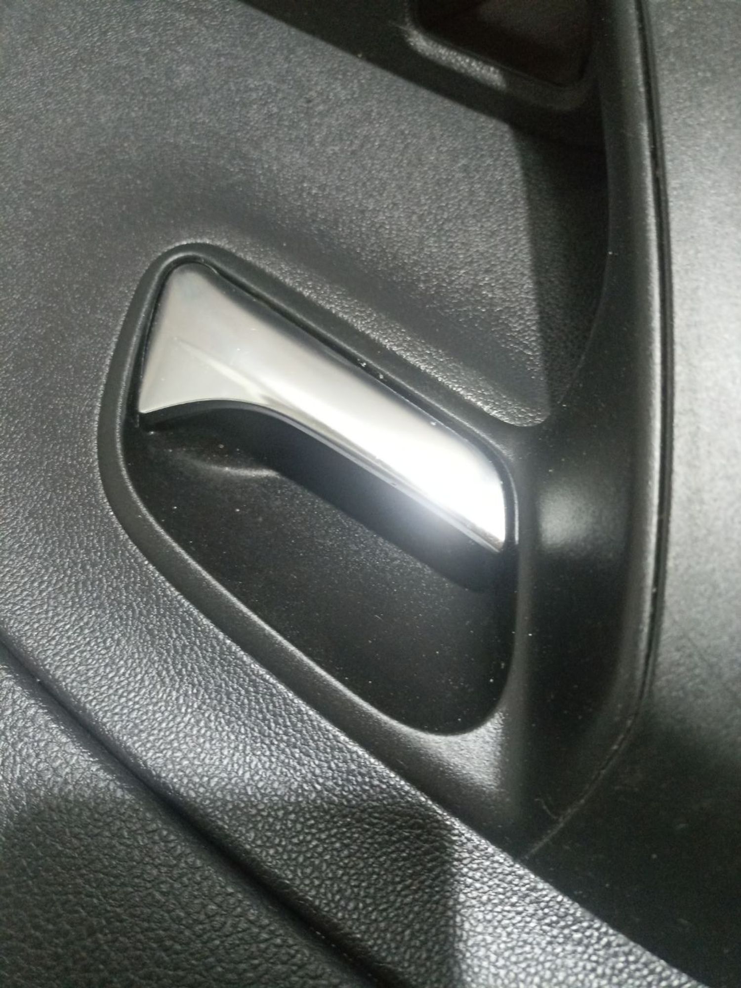 https://ycs.partsauto.market/partsauto-images/thmbs/userImages/0d5a73f363ec19ea8b7d8d6483ce4211/part/ebe64682-8c87-47c1-a8fd-362b40f665c6_1784722740970.jpg