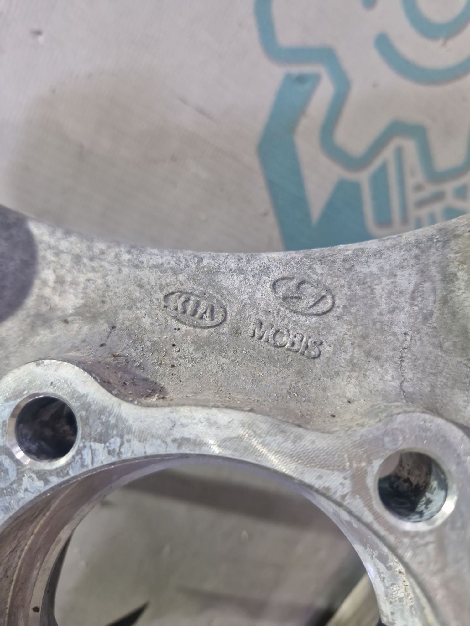 https://ycs.partsauto.market/partsauto-images/thmbs/userImages/0d5a73f363ec19ea8b7d8d6483ce4211/part/ec3db420-8222-4552-beeb-214115fd05d4_1786958208385.jpg