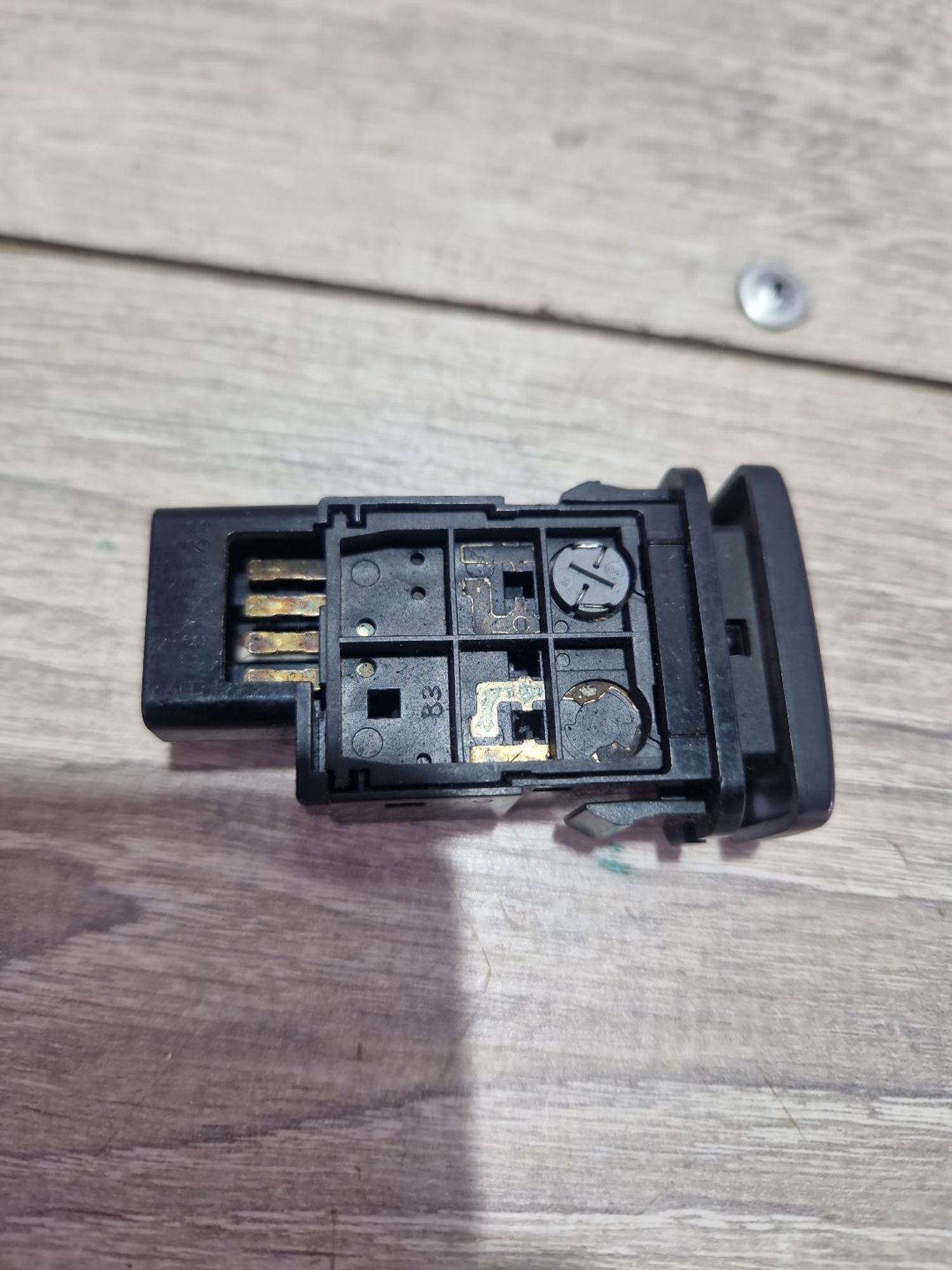 https://ycs.partsauto.market/partsauto-images/thmbs/userImages/0d5a73f363ec19ea8b7d8d6483ce4211/part/ecdf8e64-d653-46f9-a05f-e8bf5b03c30d_1787734939413.jpg