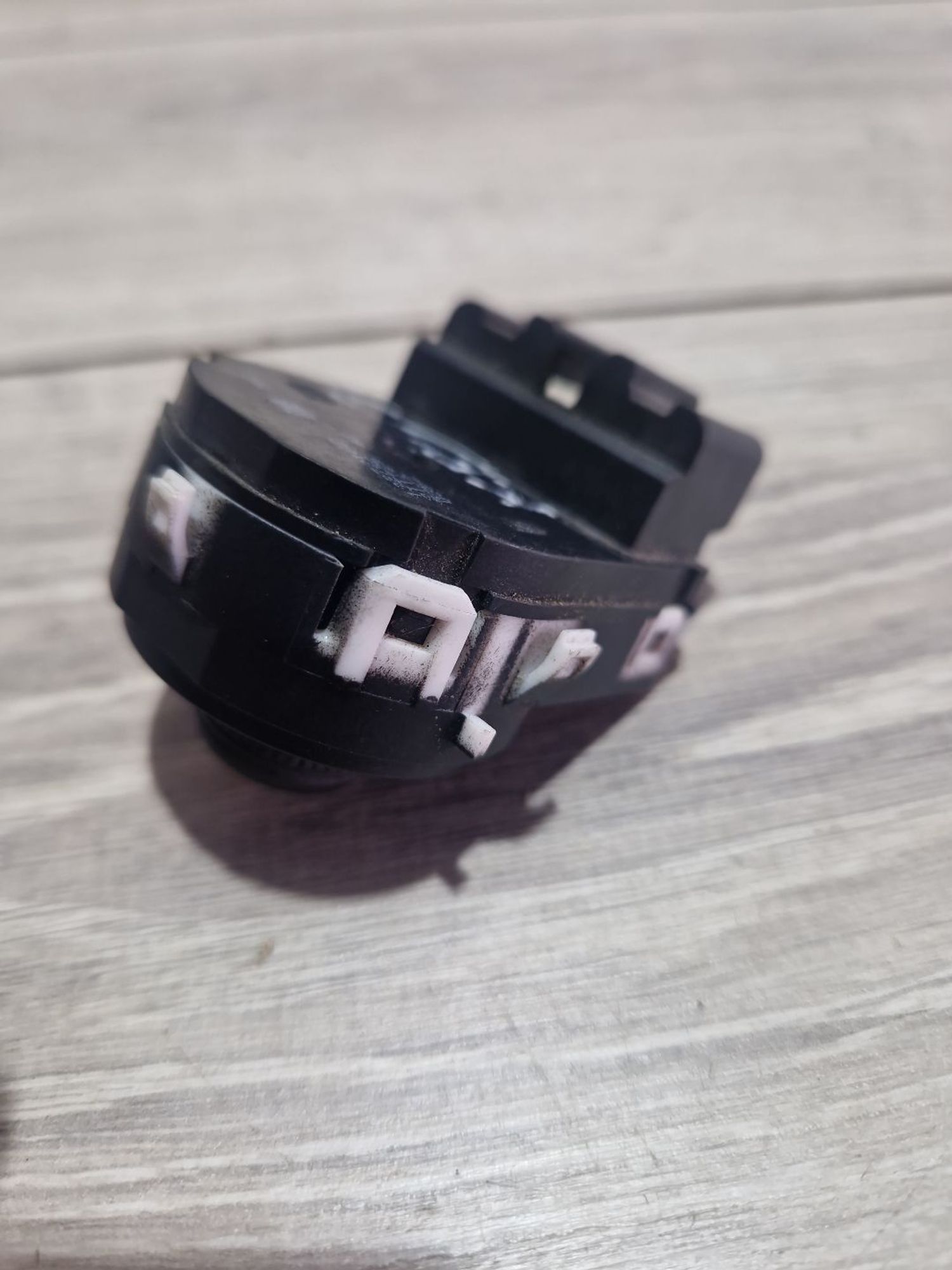 https://ycs.partsauto.market/partsauto-images/thmbs/userImages/0d5a73f363ec19ea8b7d8d6483ce4211/part/ed8da158-bb42-40f8-b5d4-94a5942389d9_1787568897233.jpg