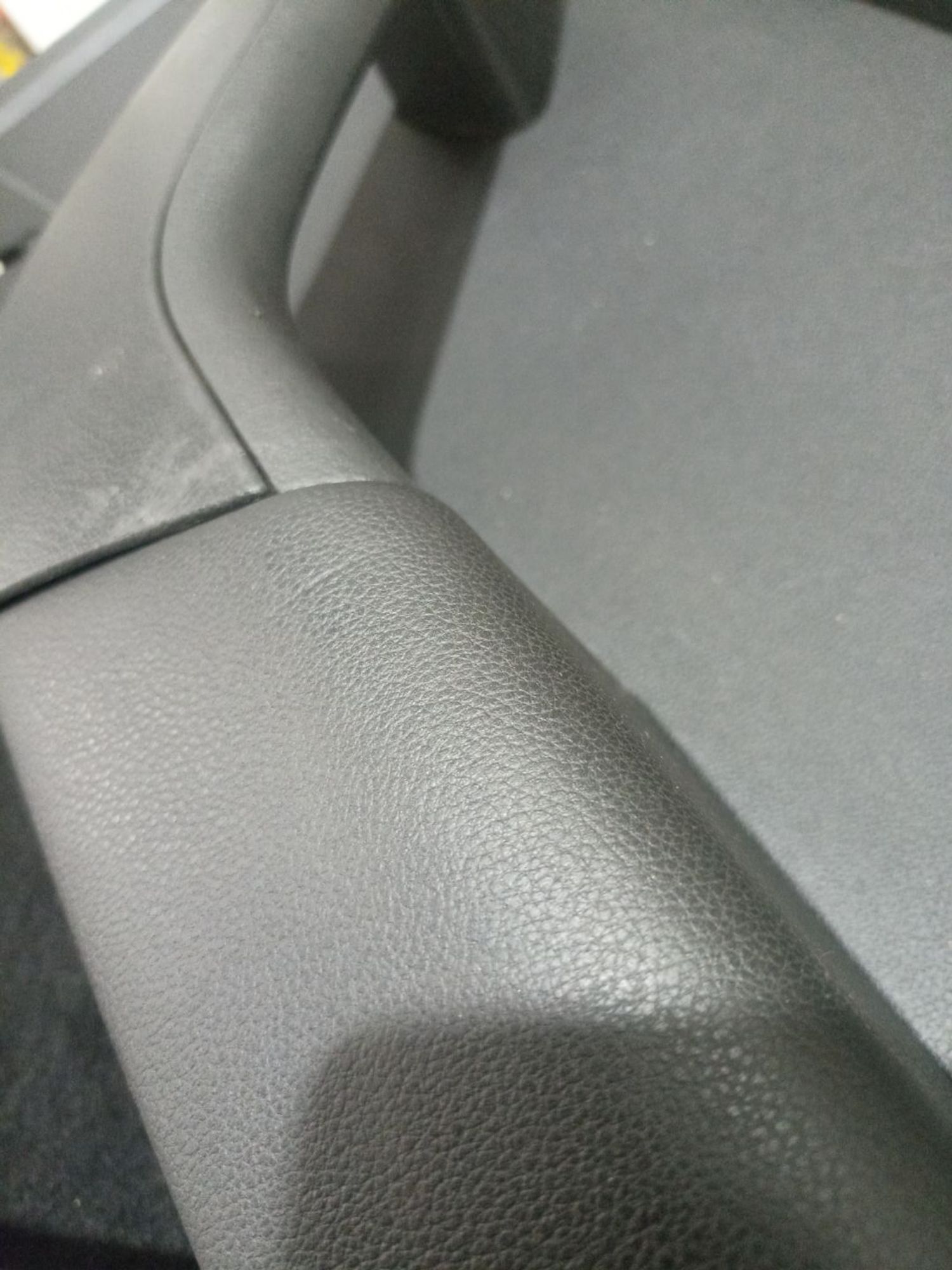 https://ycs.partsauto.market/partsauto-images/thmbs/userImages/0d5a73f363ec19ea8b7d8d6483ce4211/part/efc210a2-ea60-4cbe-a4b4-d4b301a0b3bc_1784801345397.jpg