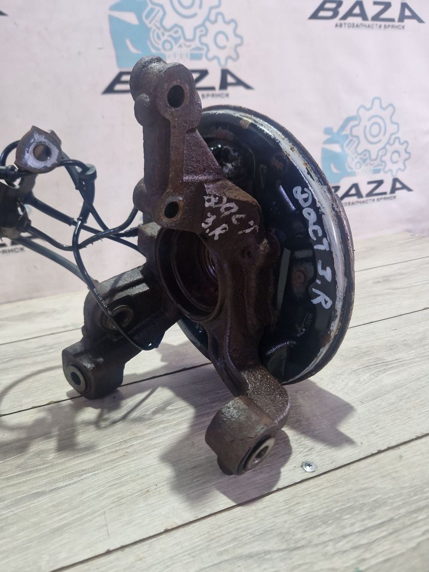 Поворотный кулак задний правый Renault Duster, I, 3490 рублей, Брянск