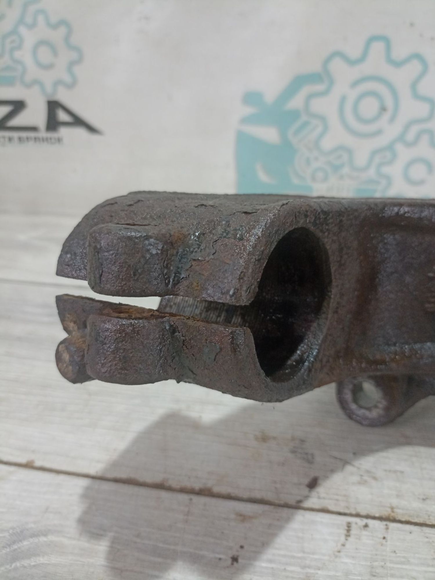https://ycs.partsauto.market/partsauto-images/thmbs/userImages/0d5a73f363ec19ea8b7d8d6483ce4211/part/f7f90e67-12fc-4610-af30-5abb31d0500f_1783766054222.jpg
