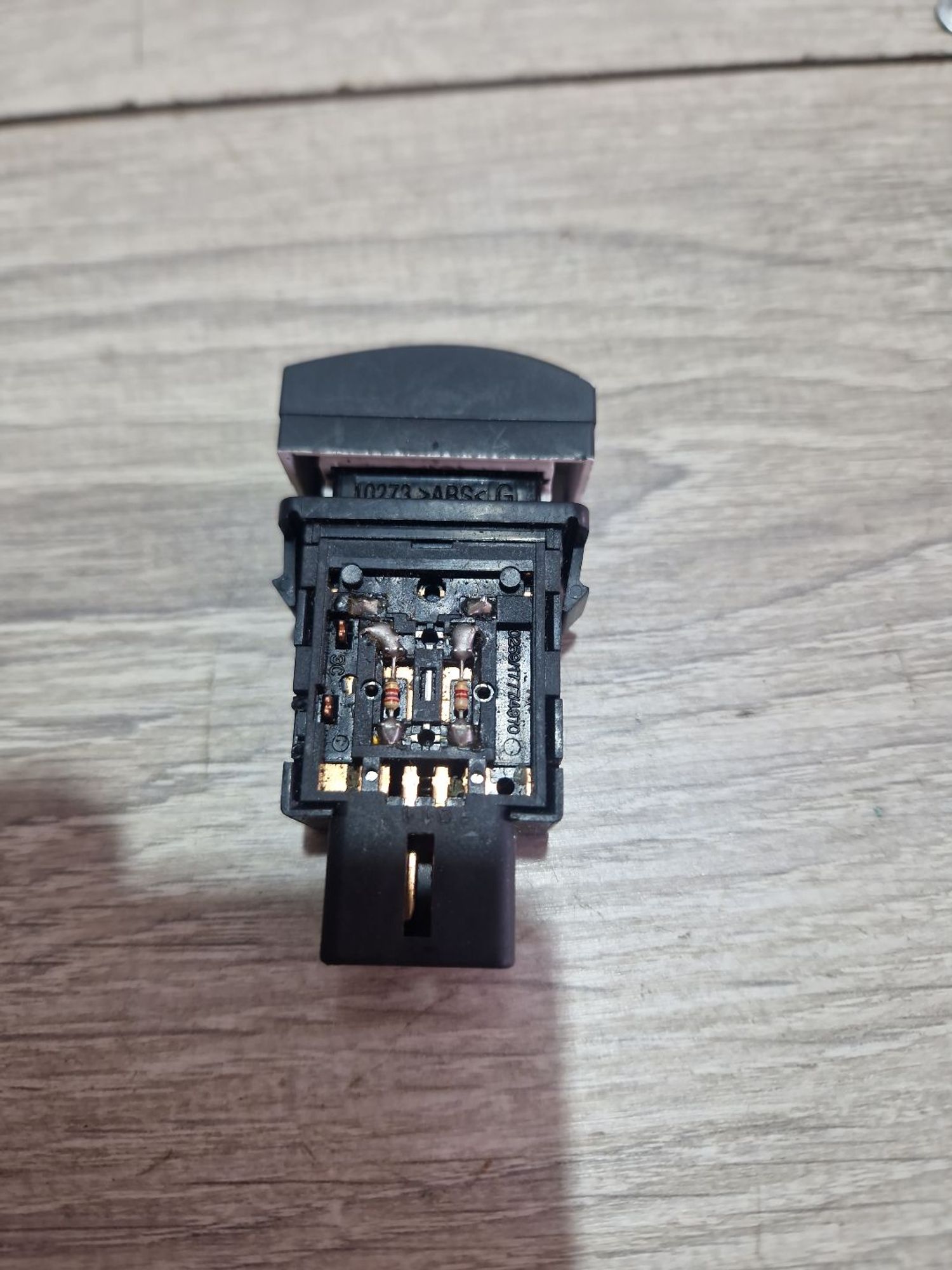 https://ycs.partsauto.market/partsauto-images/thmbs/userImages/0d5a73f363ec19ea8b7d8d6483ce4211/part/f885bbae-43f9-4df4-9edb-76a9fcdfae25_1787737155889.jpg