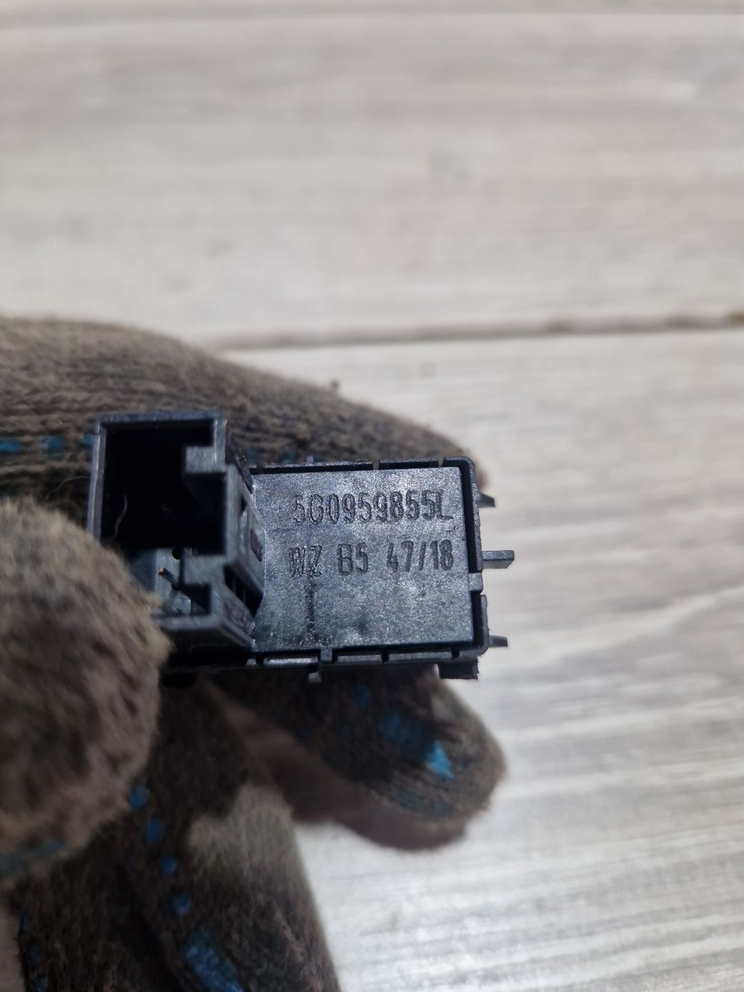 https://ycs.partsauto.market/partsauto-images/thmbs/userImages/0d5a73f363ec19ea8b7d8d6483ce4211/part/fc12f3bb-c9c3-4733-8e45-67886c60126a_1787142660198.jpg