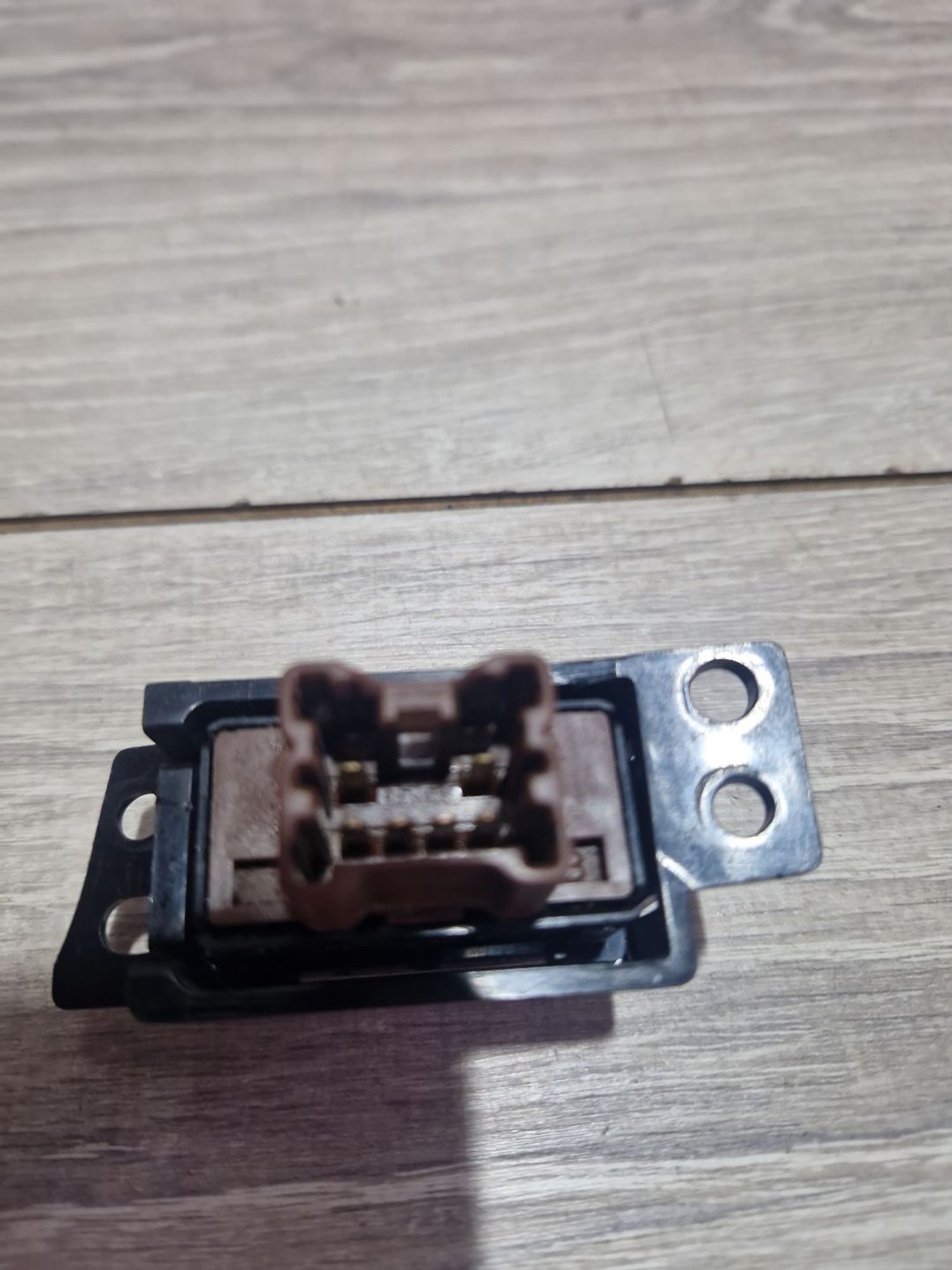https://ycs.partsauto.market/partsauto-images/thmbs/userImages/0d5a73f363ec19ea8b7d8d6483ce4211/part/fe0fc18d-c6c4-49e6-b2e8-14bf34019db3_1787647235322.jpg