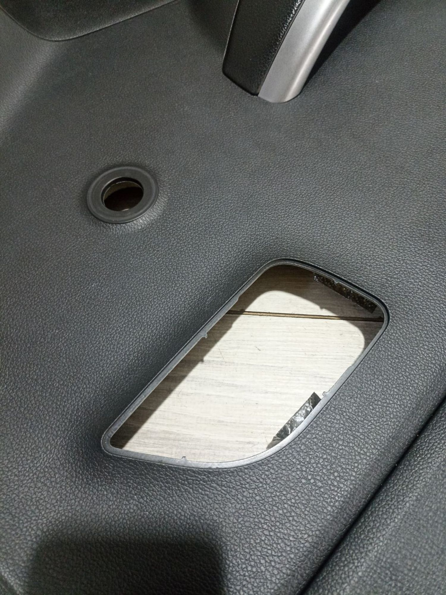 https://ycs.partsauto.market/partsauto-images/thmbs/userImages/0d5a73f363ec19ea8b7d8d6483ce4211/part/ff258755-e3c2-4e73-8075-5d6bab8cd88a_1785154069109.jpg