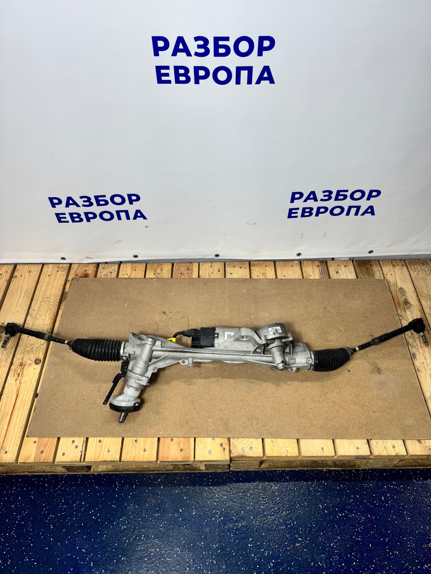 https://ycs.partsauto.market/partsauto-images/thmbs/userImages/184a1788b1ef29d1523366422912a882/part/18129bf9-3f5e-464a-8588-b4062c24d375_1789299781322.jpg